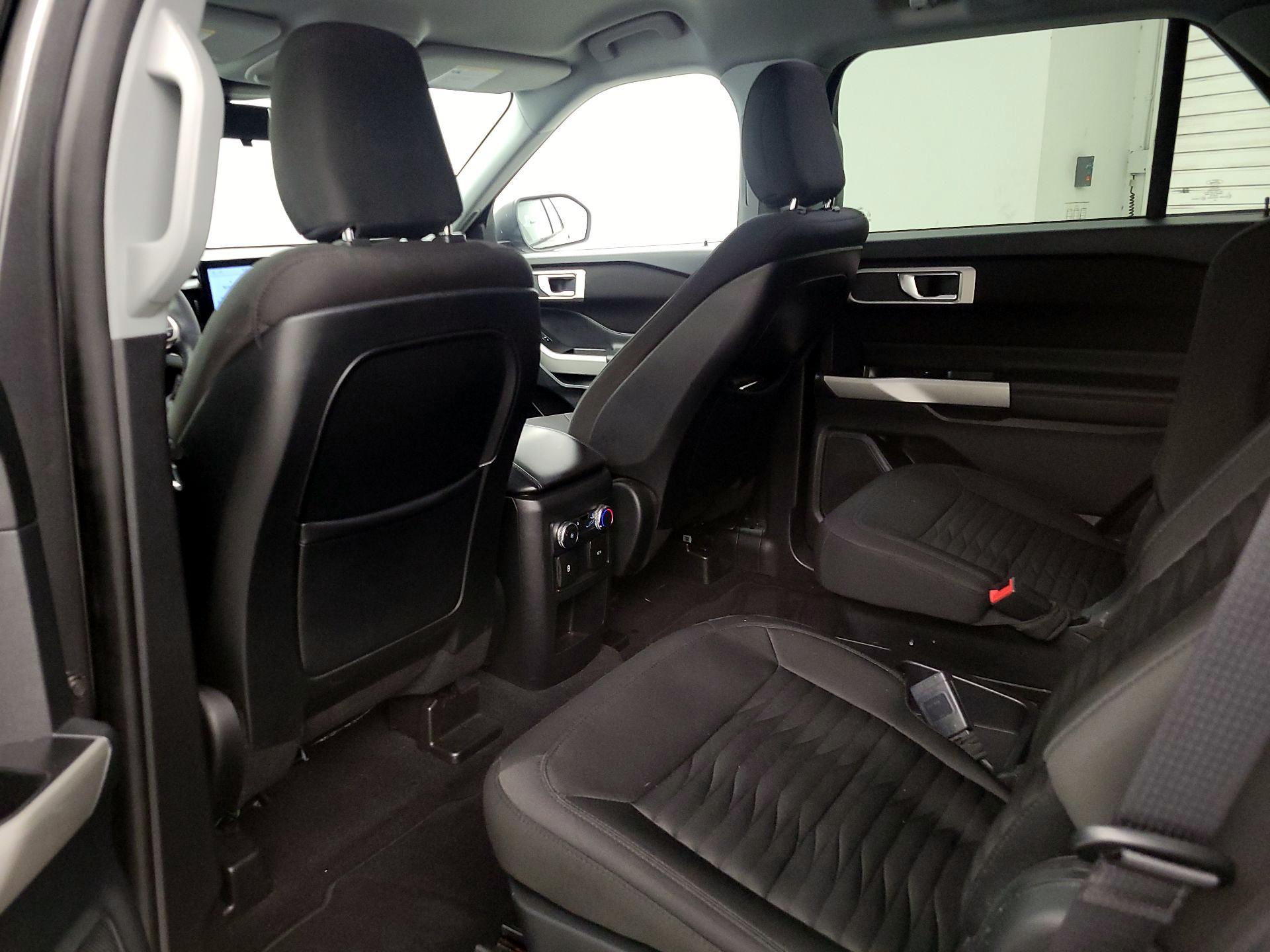 Thumbnail: 2020 Ford Explorer - 19