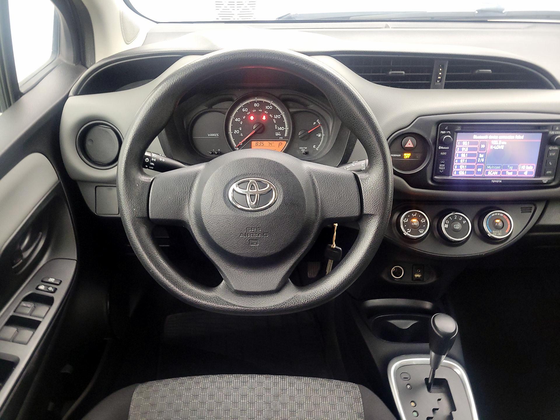 Thumbnail: 2015 Toyota Yaris - 10