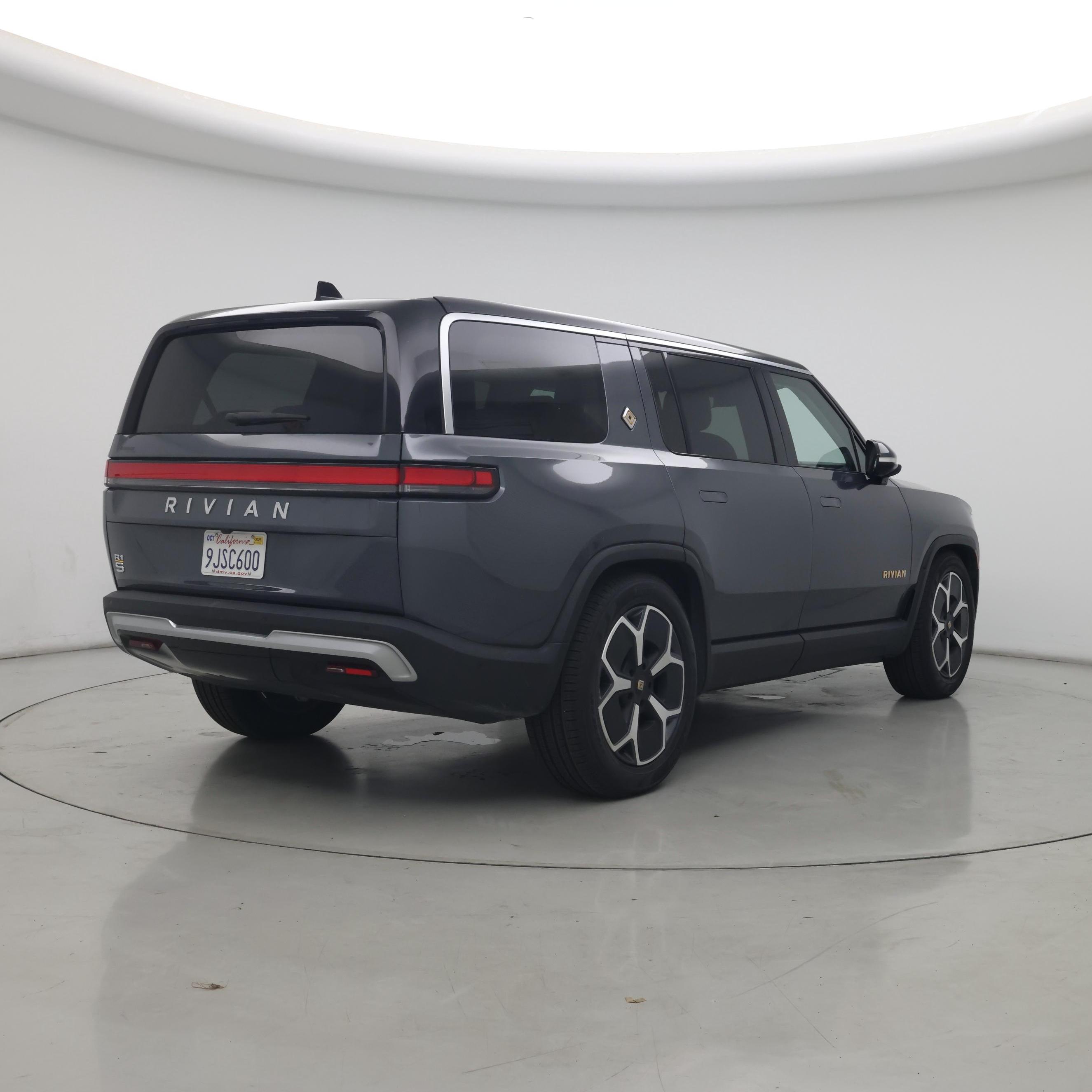 Thumbnail: 2023 Rivian R1S - 8