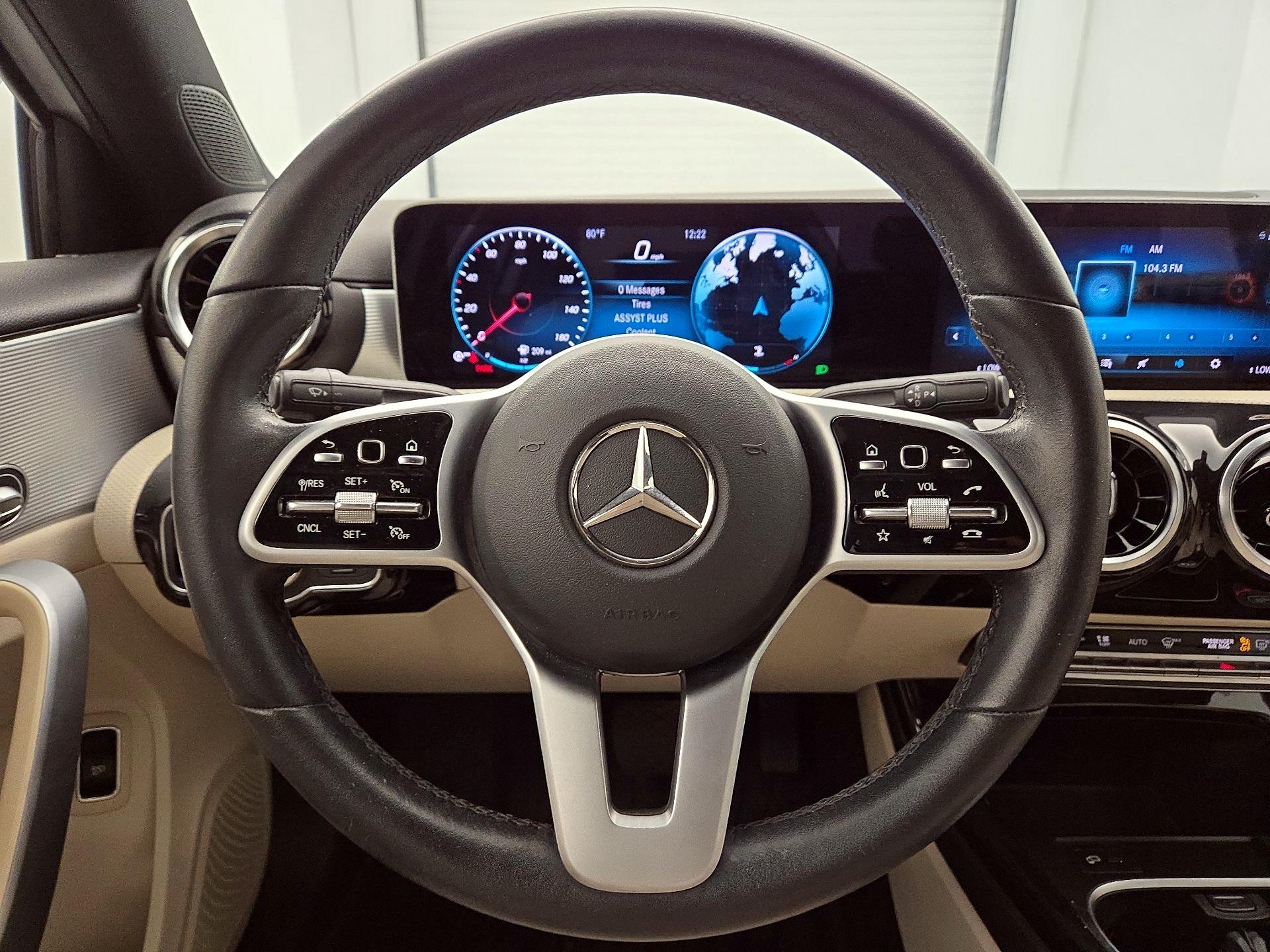 Thumbnail: 2020 Mercedes-Benz A-Class - 10
