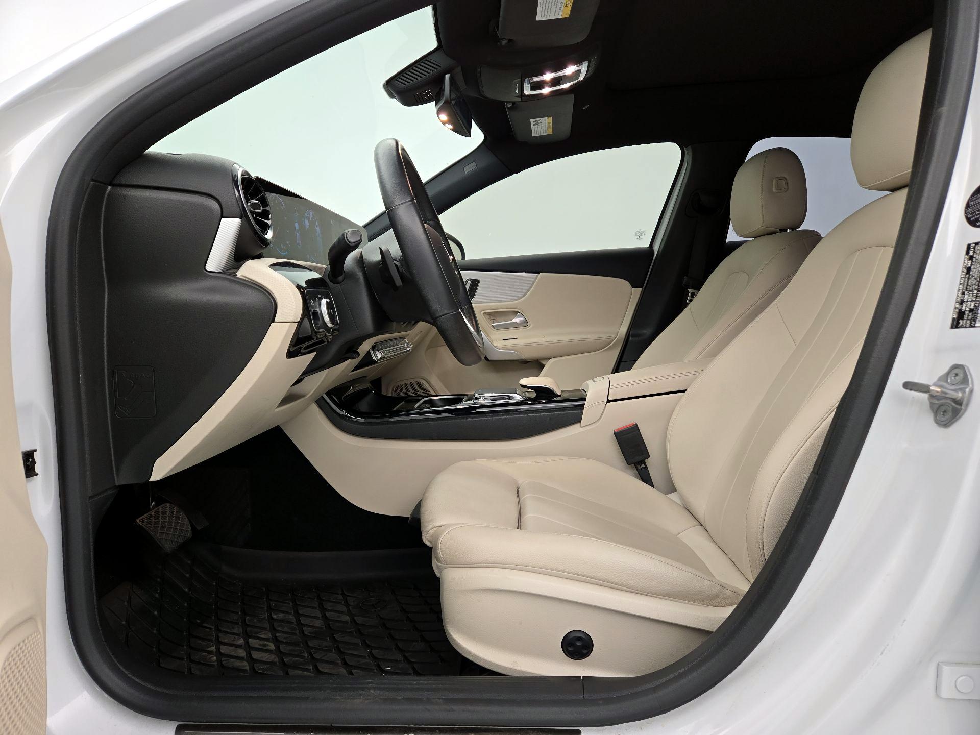 Thumbnail: 2020 Mercedes-Benz A-Class - 11