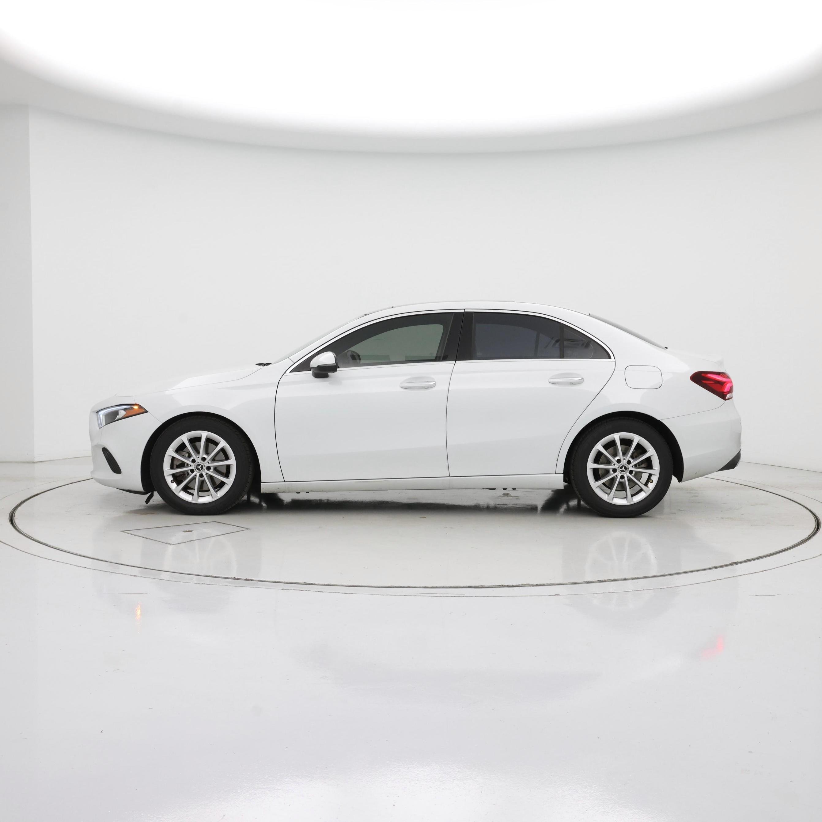 Thumbnail: 2020 Mercedes-Benz A-Class - 3