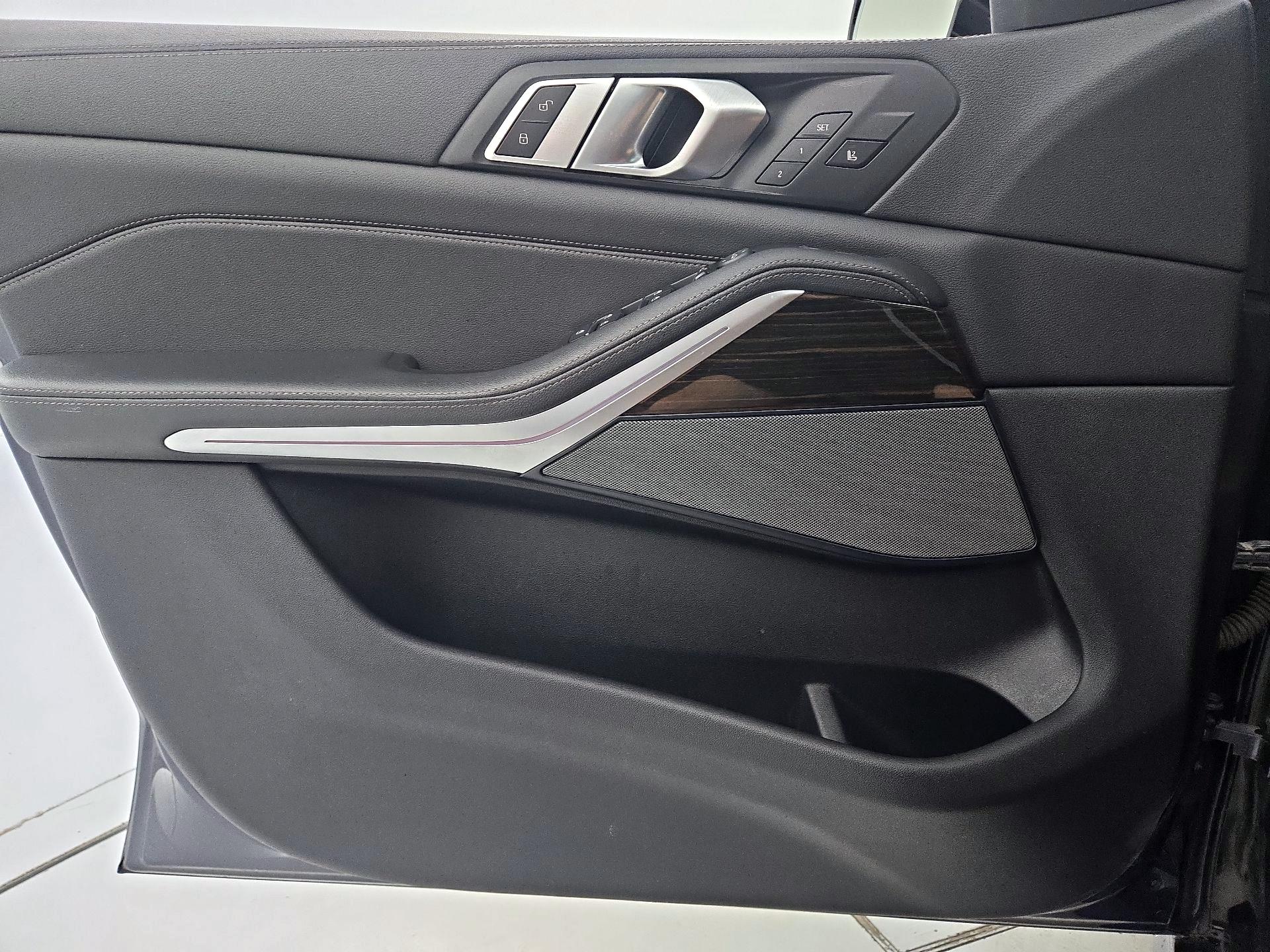 Thumbnail: 2020 BMW X5 - 12