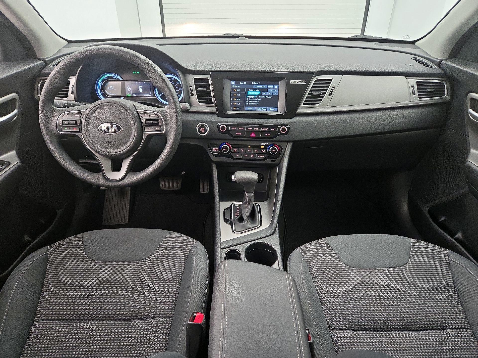 Thumbnail: 2019 Kia Niro - 9