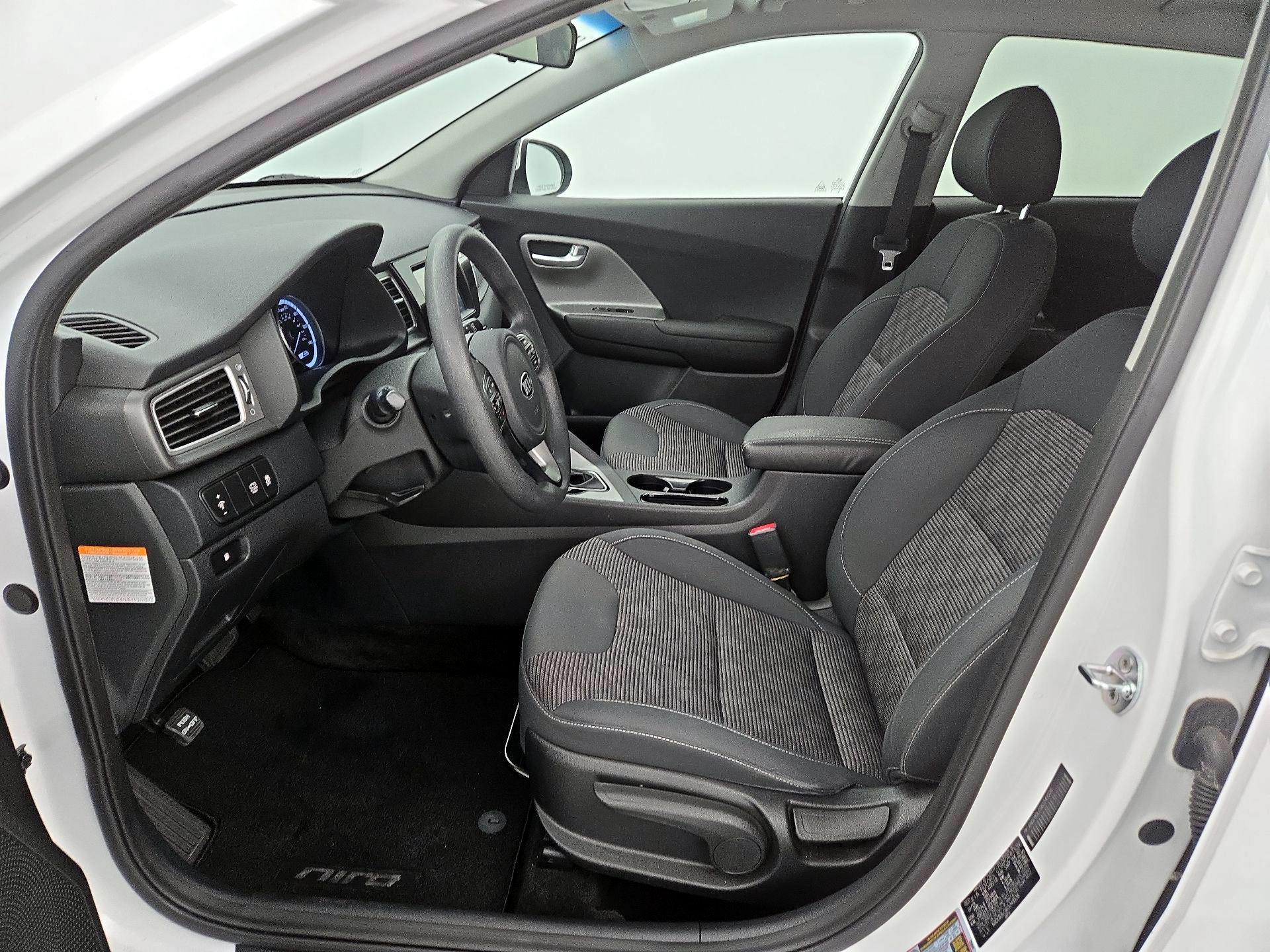 Thumbnail: 2019 Kia Niro - 11