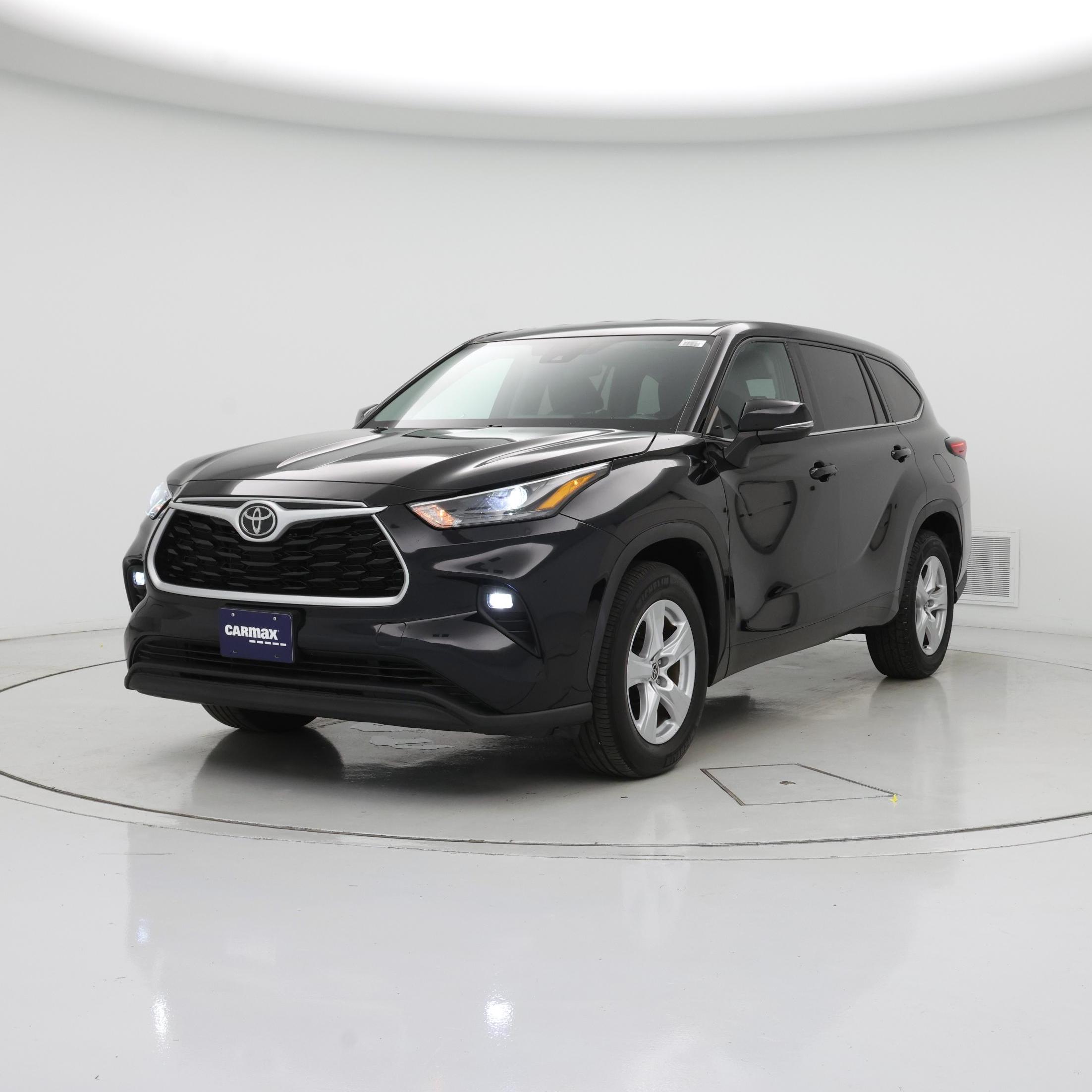 Thumbnail: 2022 Toyota Highlander - 4