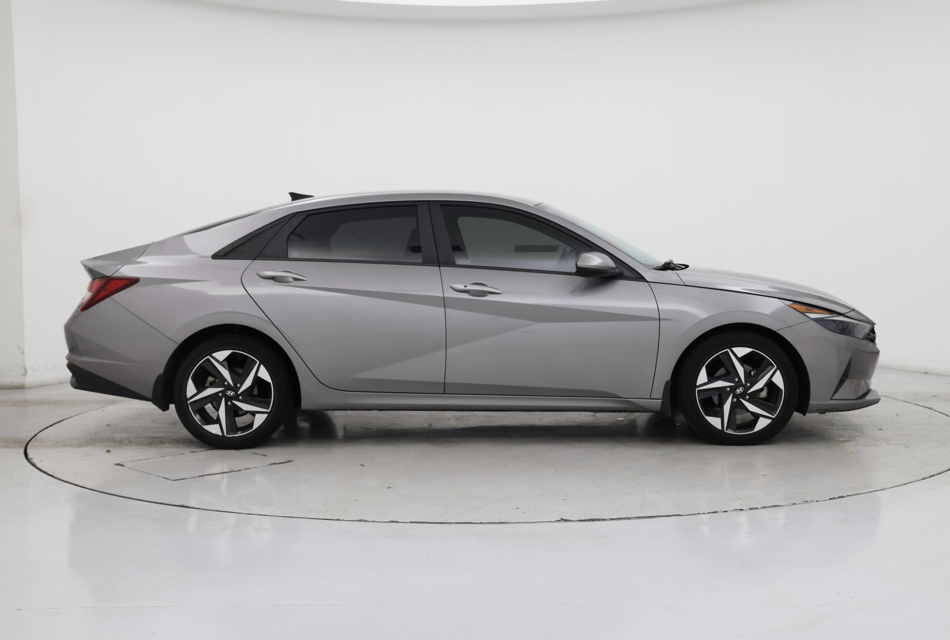 Thumbnail: 2023 Hyundai Elantra - 7