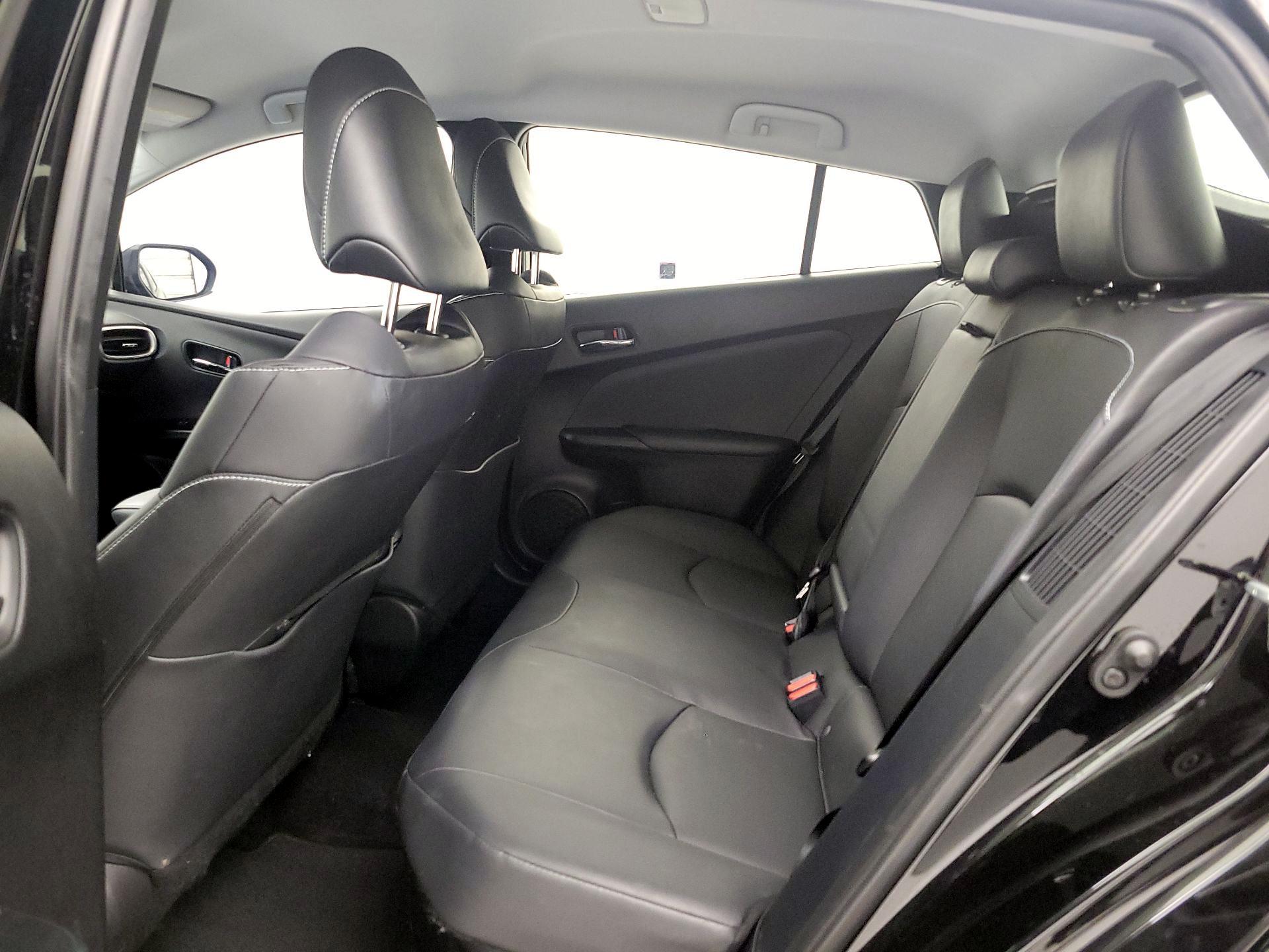 Thumbnail: 2022 Toyota Prius Prime - 18