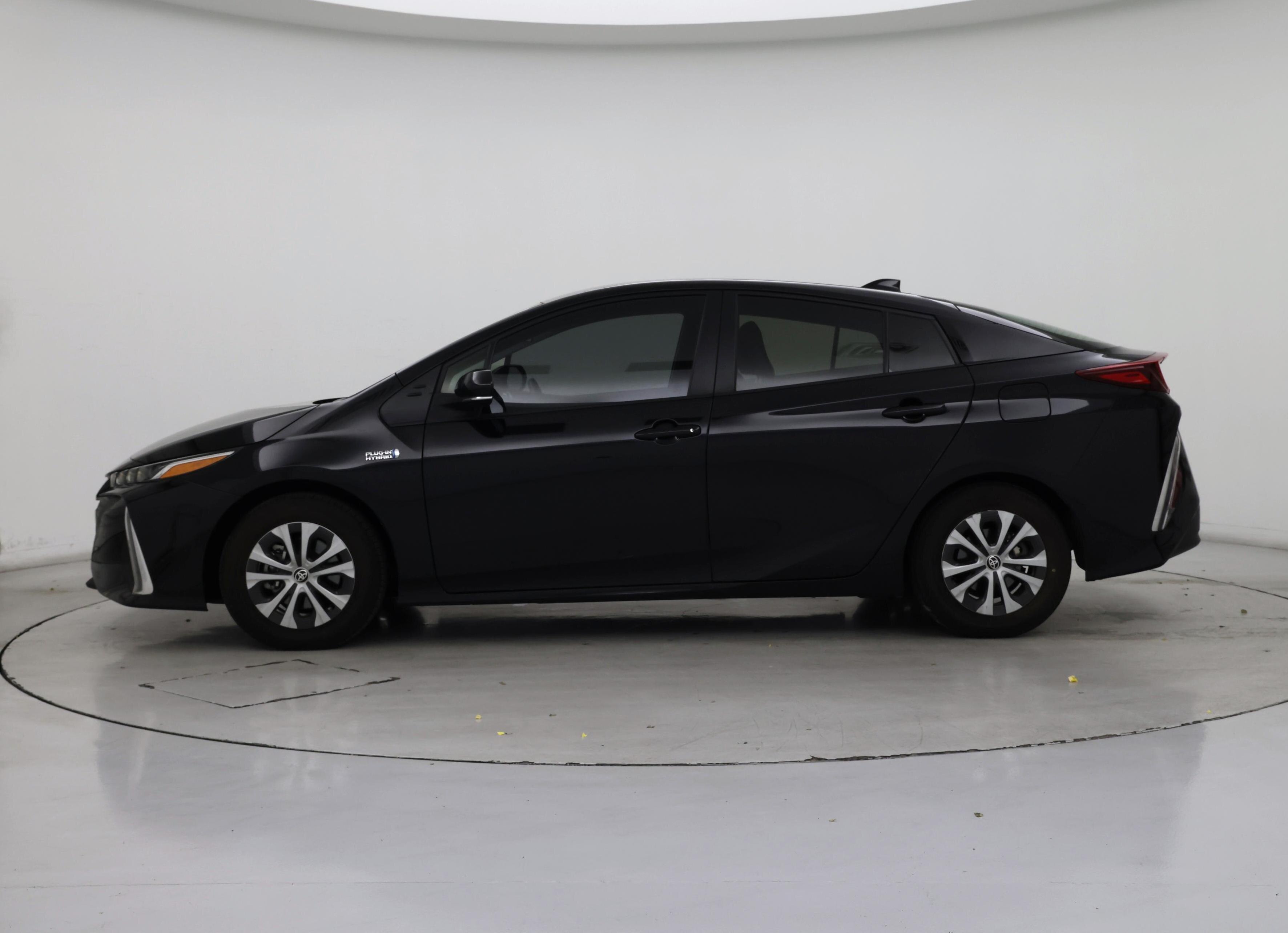 Thumbnail: 2022 Toyota Prius Prime - 3