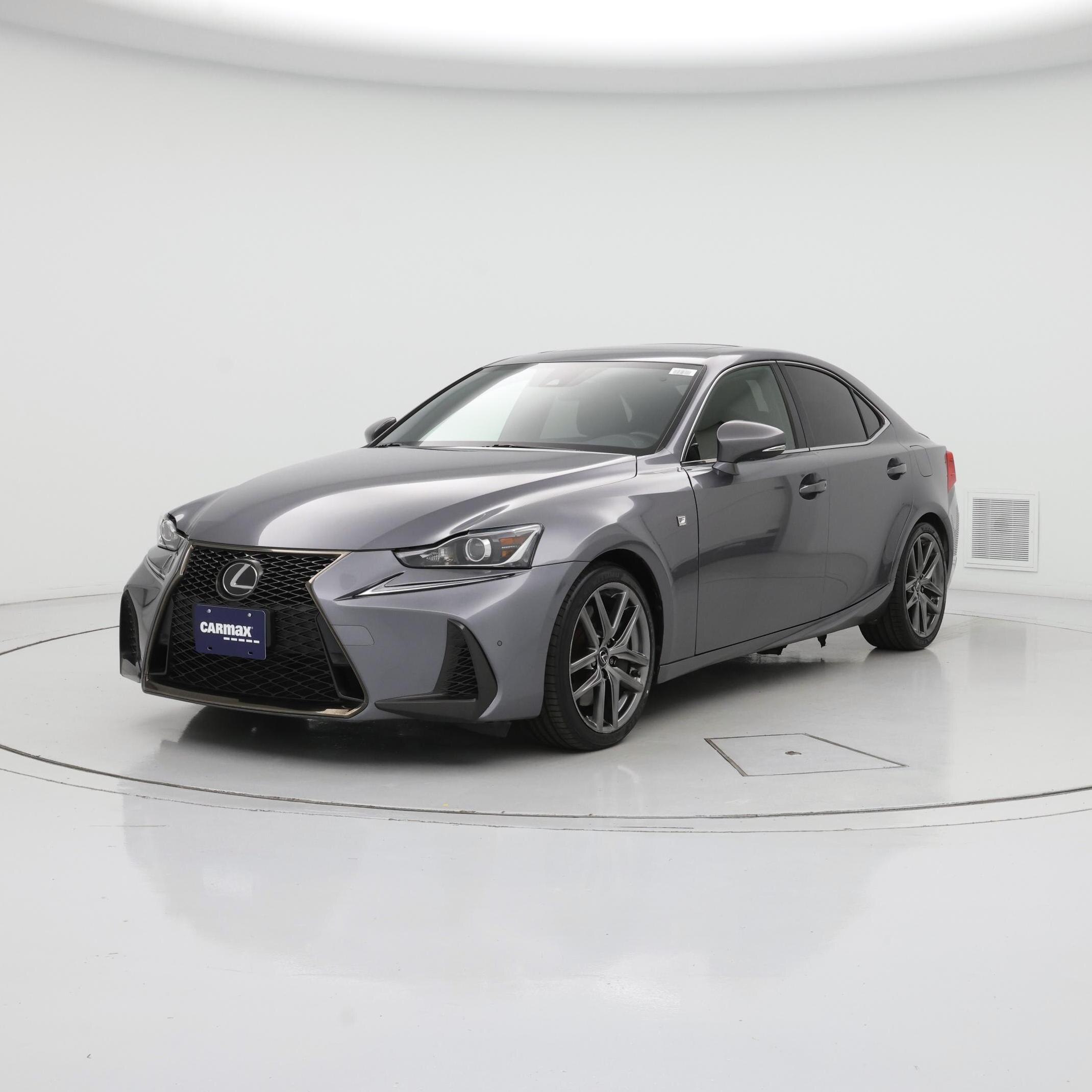 Thumbnail: 2019 Lexus IS - 4