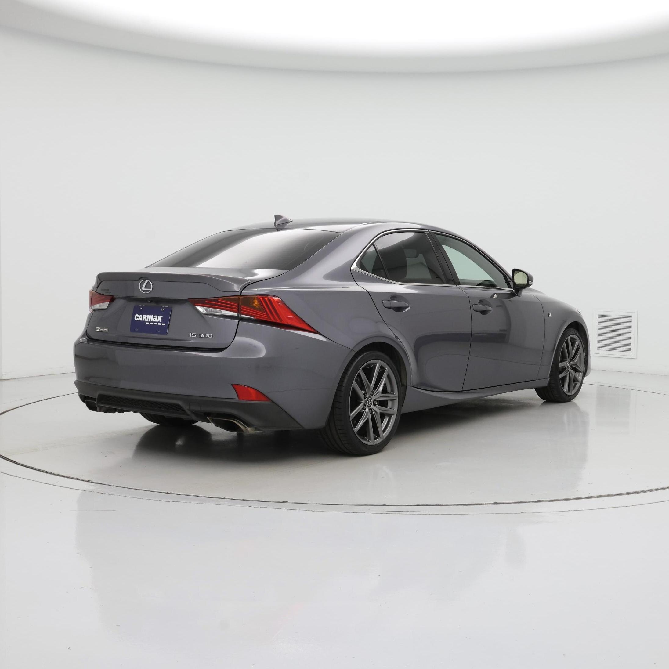 Thumbnail: 2019 Lexus IS - 8
