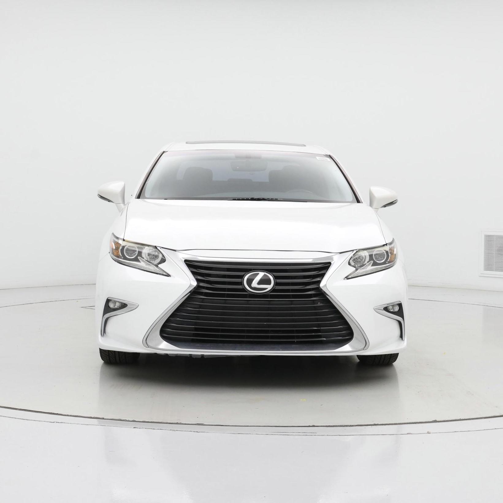 Thumbnail: 2016 Lexus ES - 5
