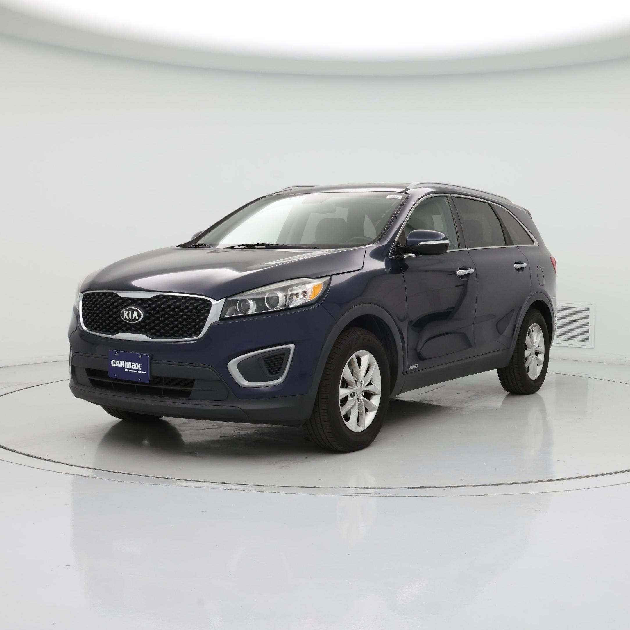 Thumbnail: 2017 Kia Sorento - 4