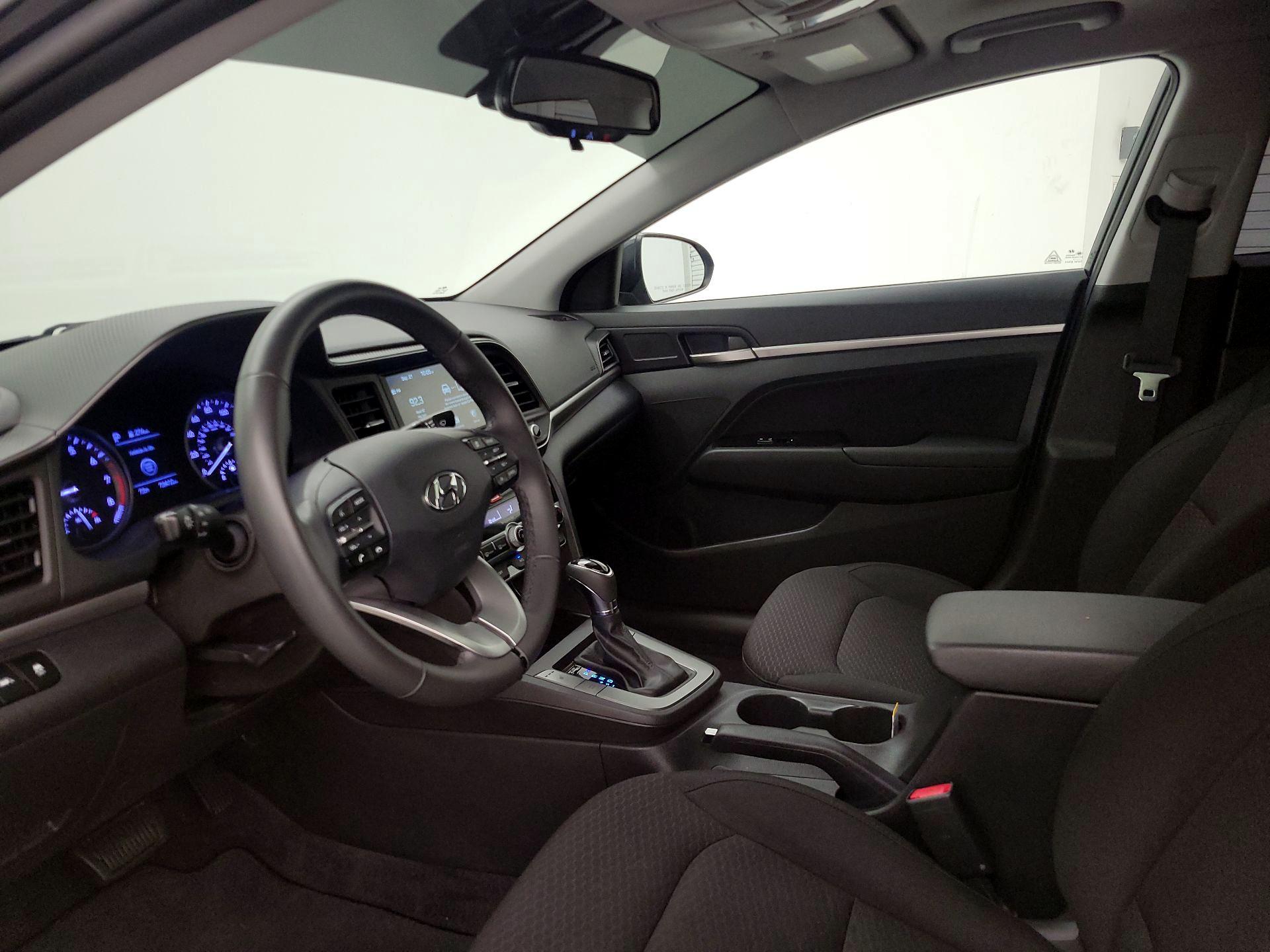 Thumbnail: 2020 Hyundai Elantra - 11