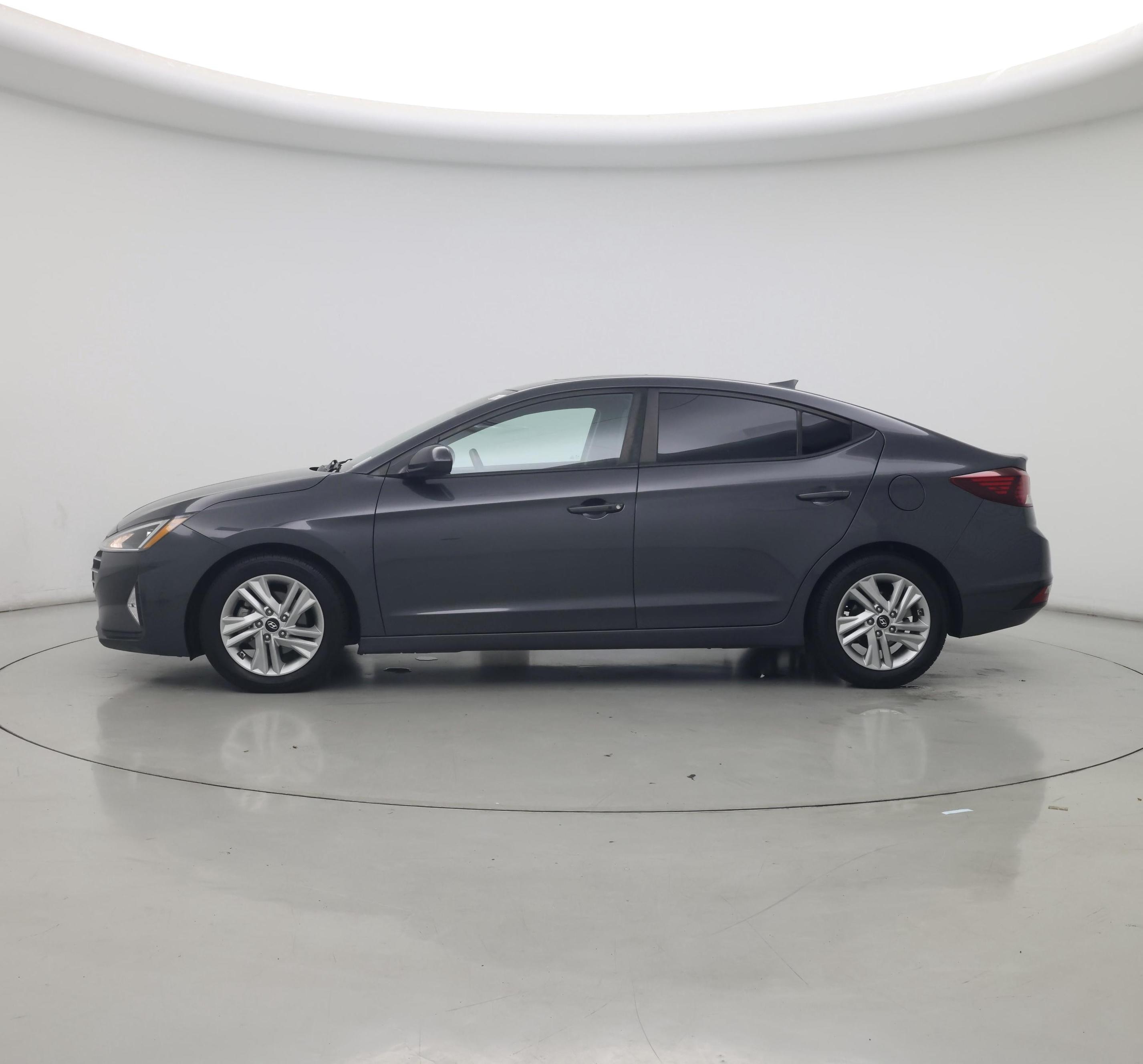 Thumbnail: 2020 Hyundai Elantra - 3