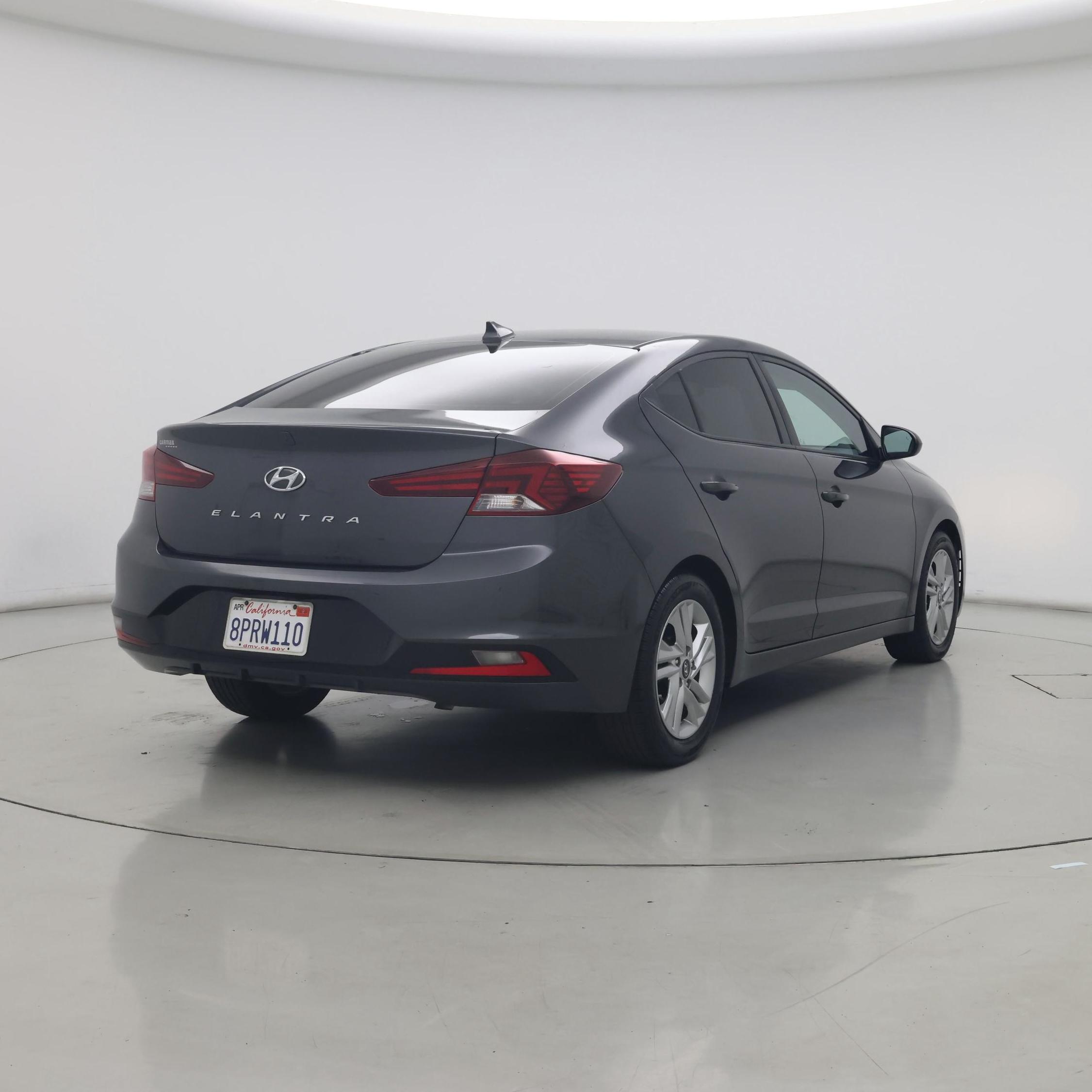 Thumbnail: 2020 Hyundai Elantra - 8