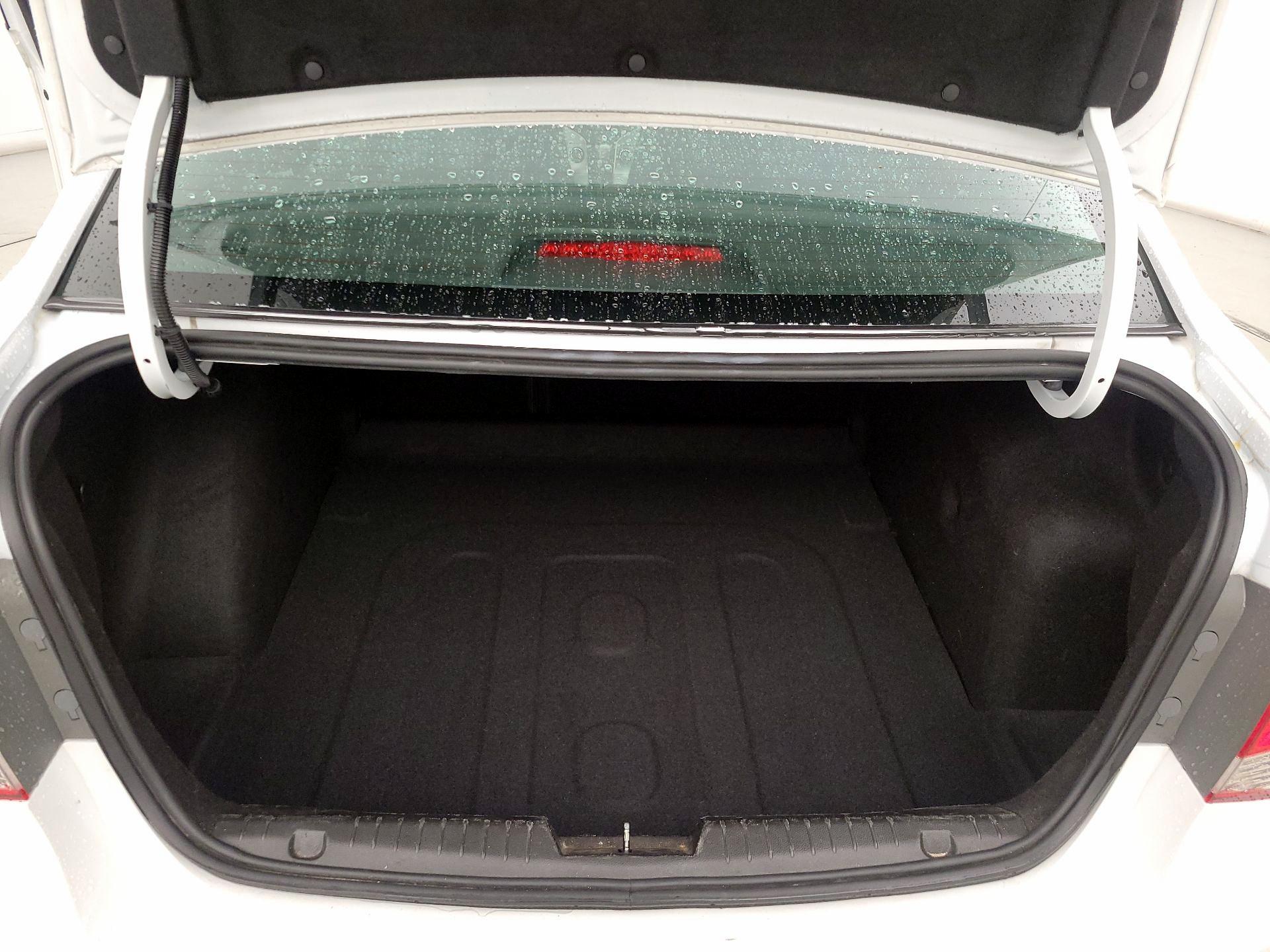 Thumbnail: 2016 Chevrolet Cruze - 19