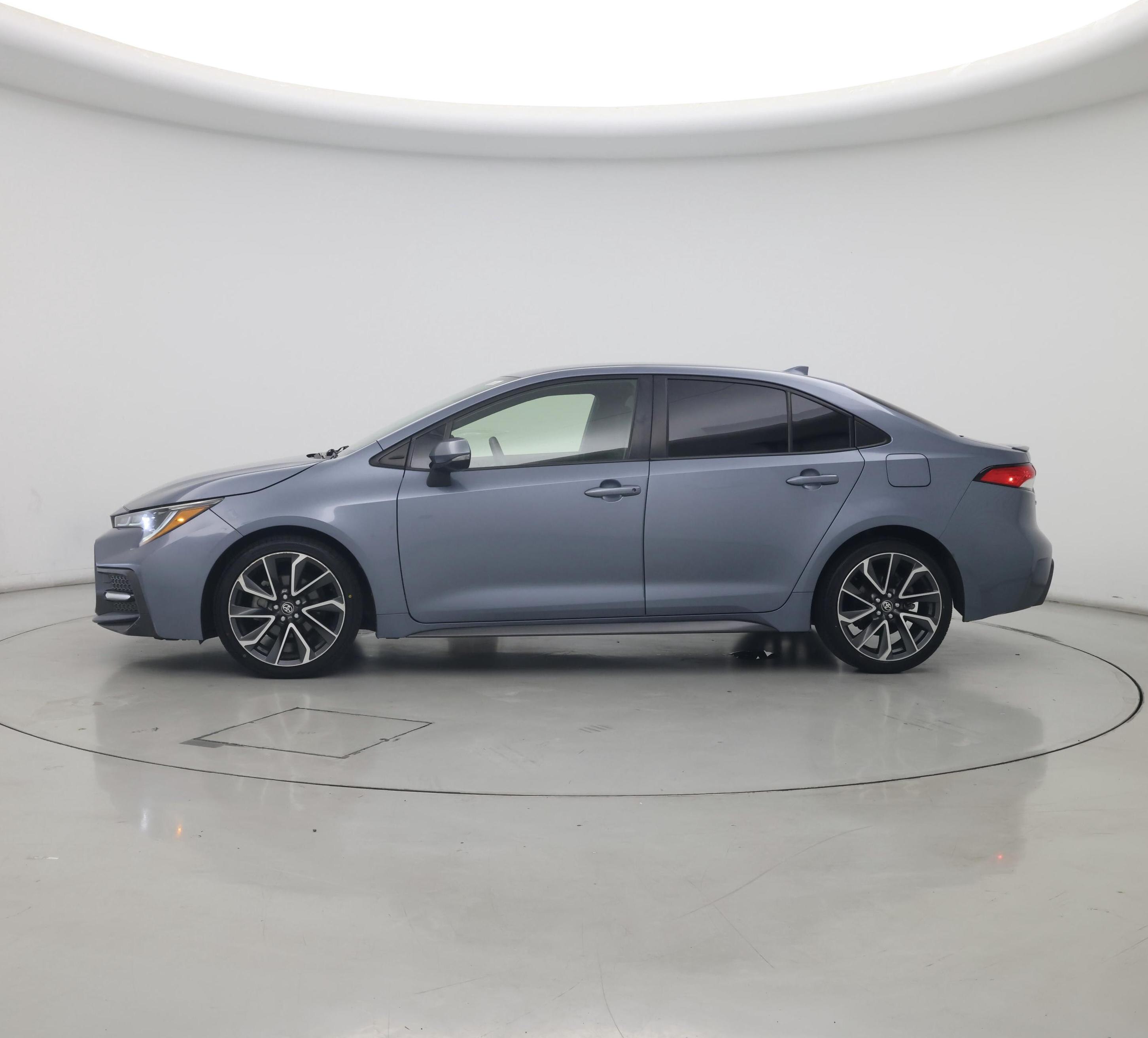 Thumbnail: 2021 Toyota Corolla - 3