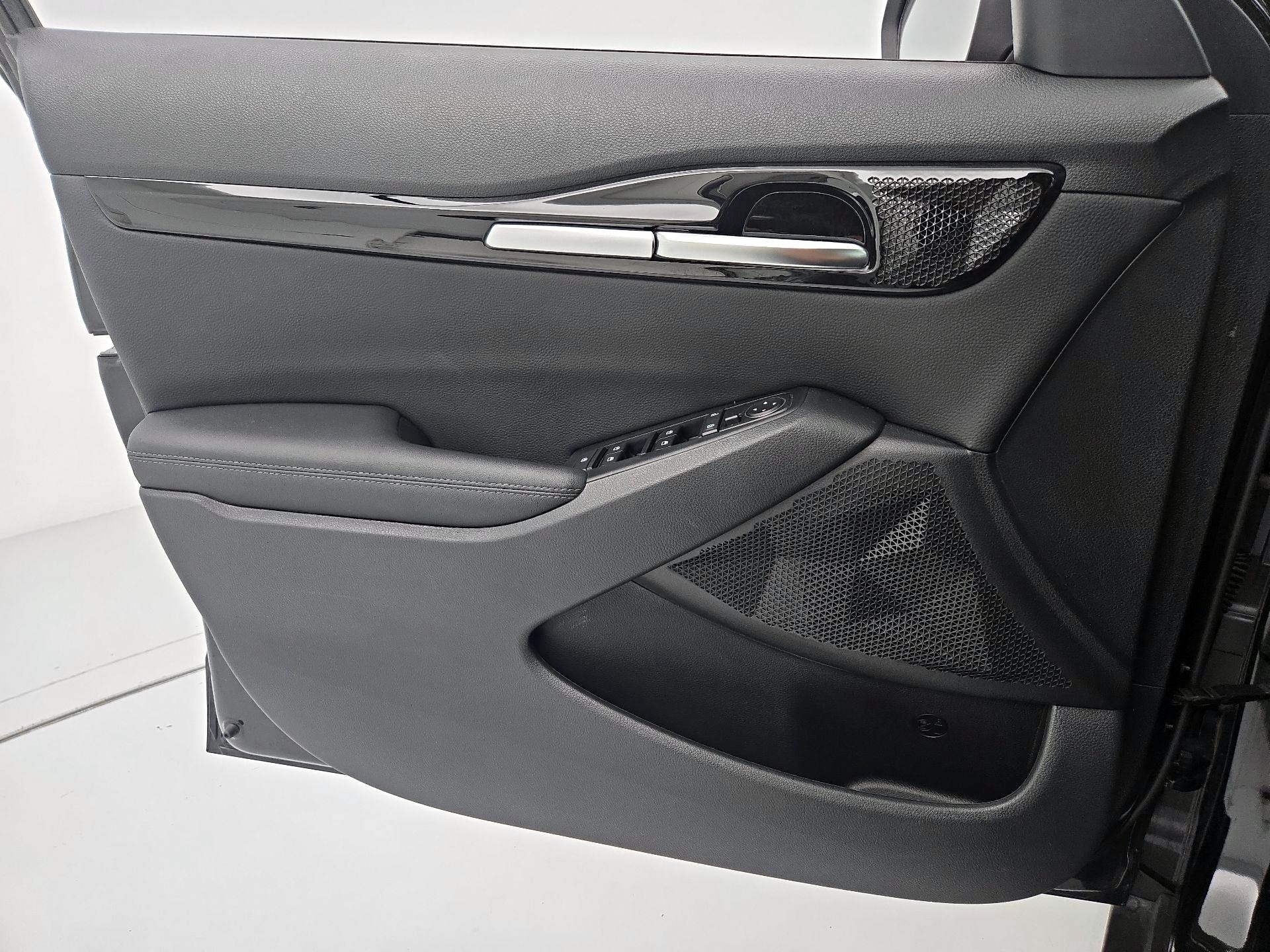 Thumbnail: 2022 Kia Seltos - 12