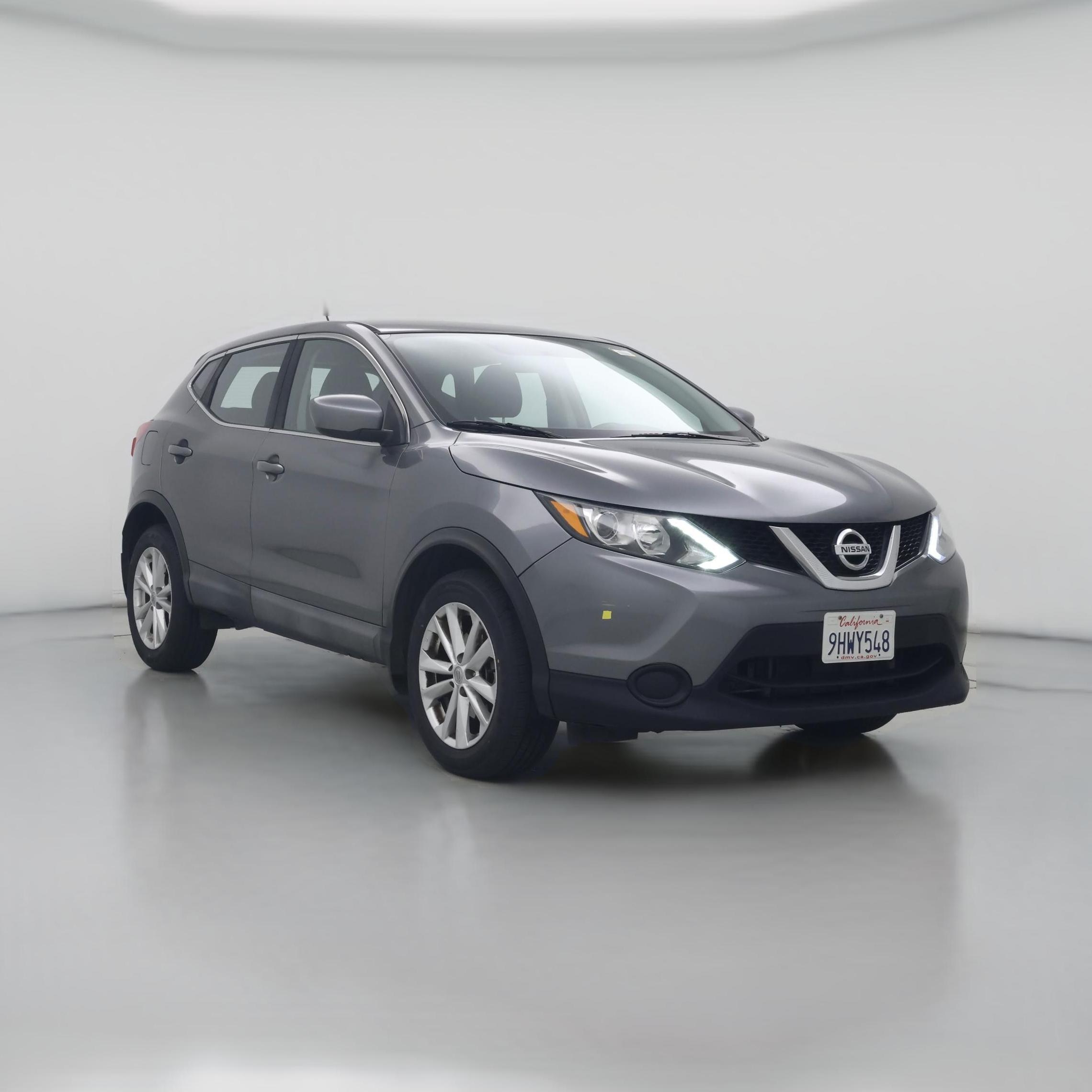 Thumbnail: 2017 Nissan Rogue Sport - 1