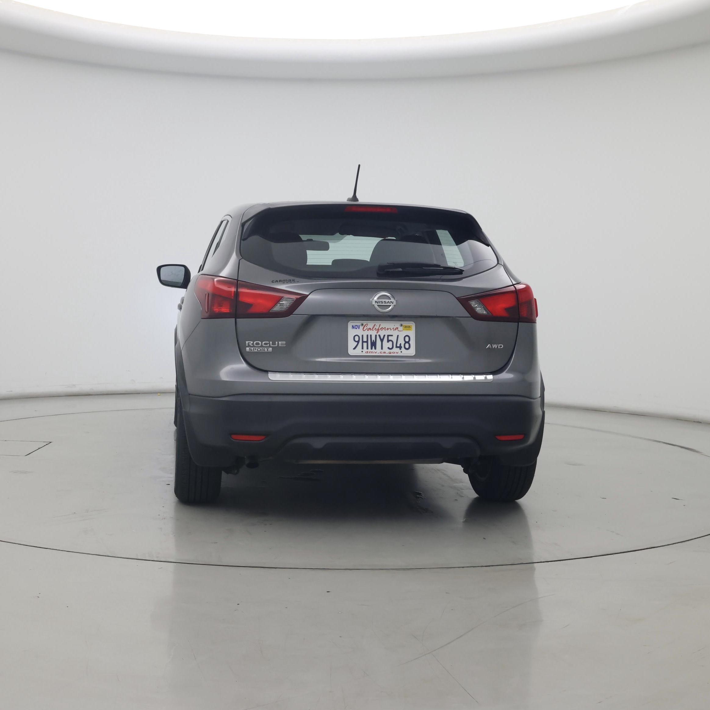 Thumbnail: 2017 Nissan Rogue Sport - 6