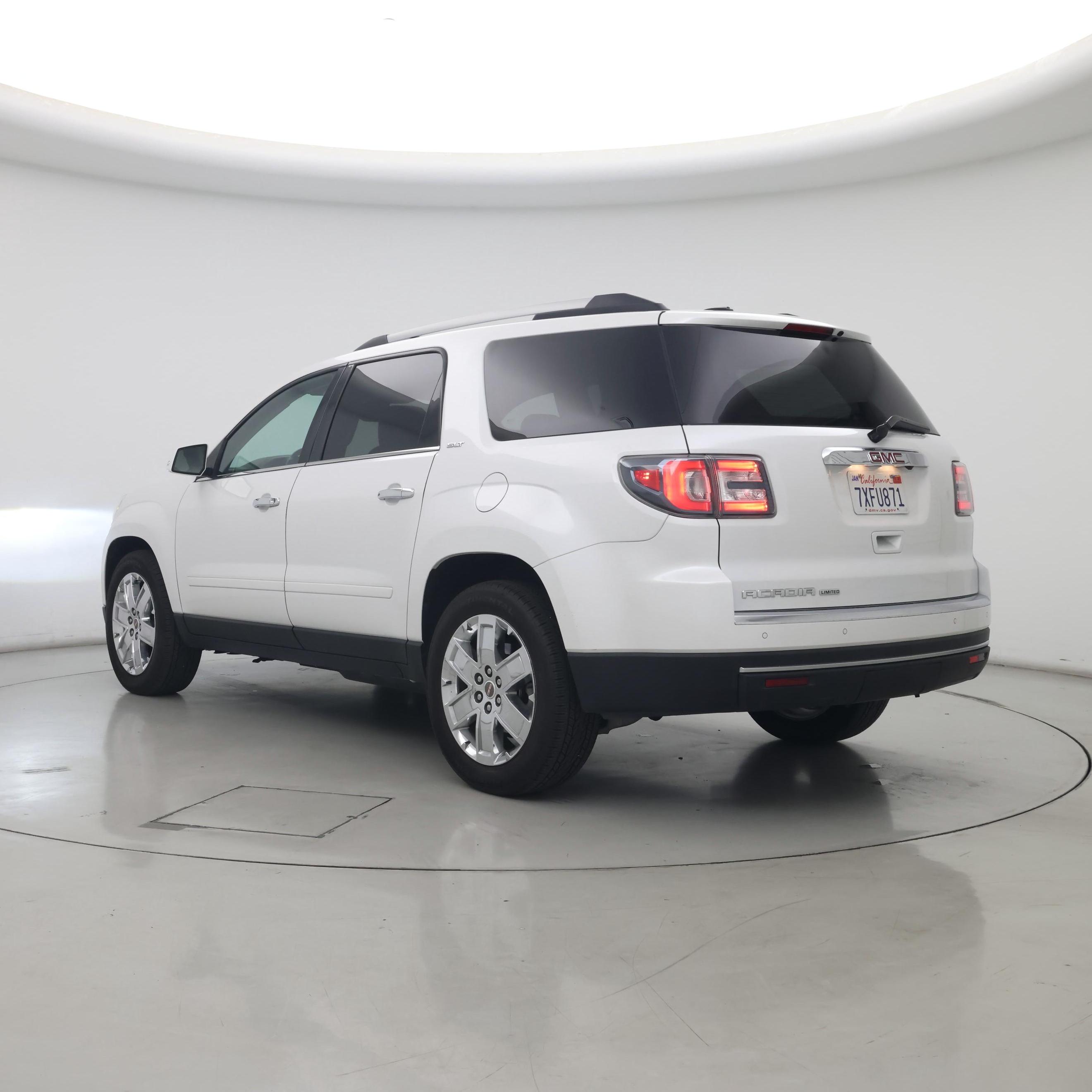 Thumbnail: 2017 GMC Acadia - 2