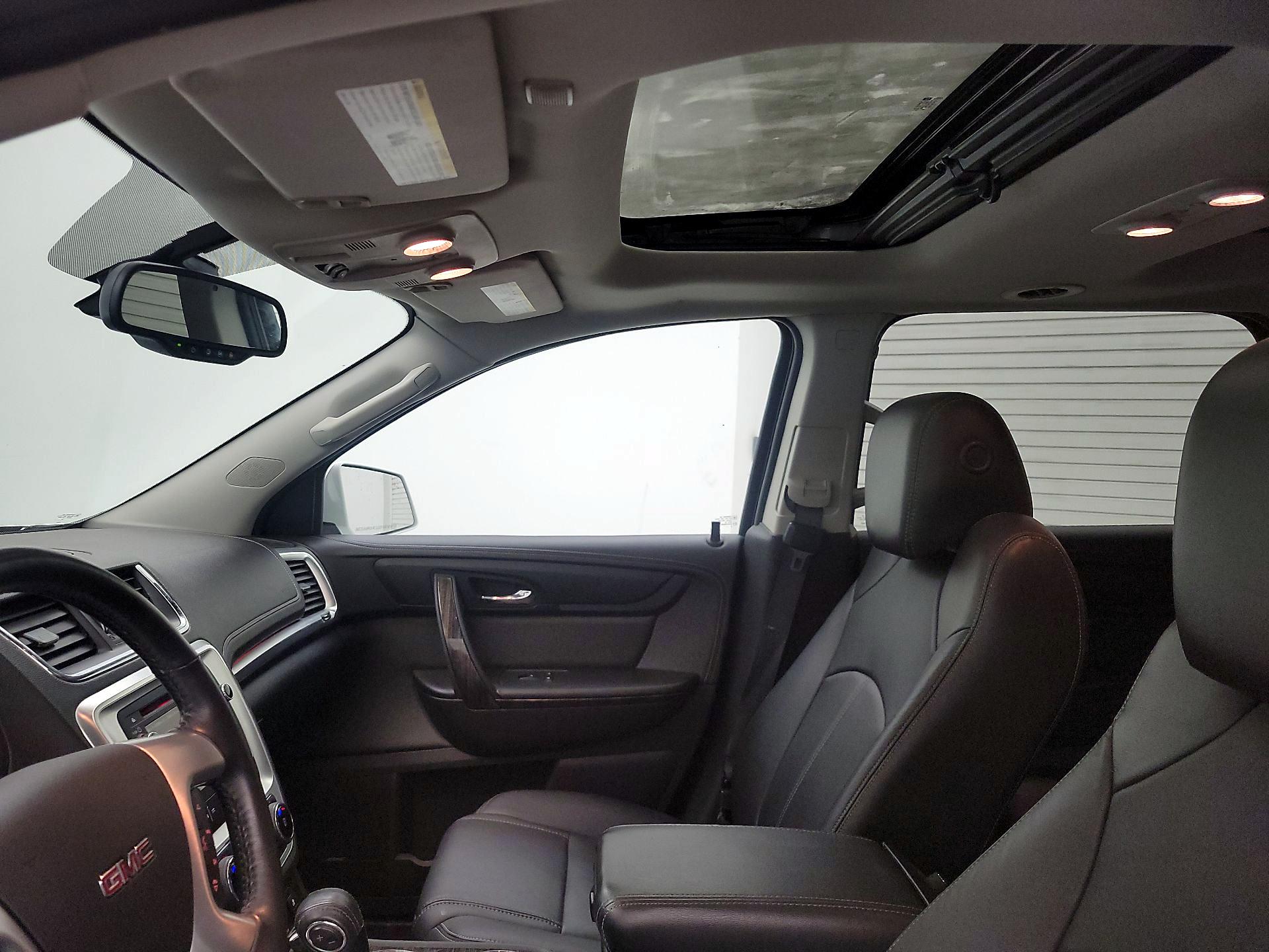 Thumbnail: 2017 GMC Acadia - 19