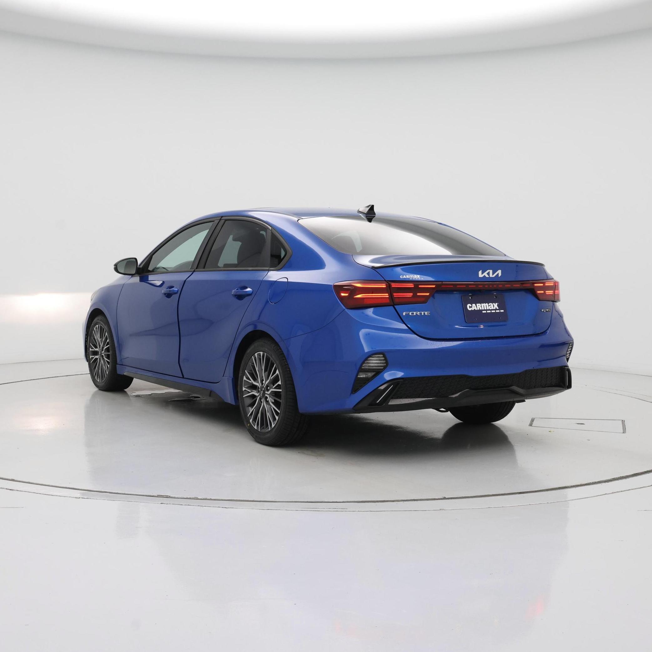 Thumbnail: 2022 Kia Forte - 2