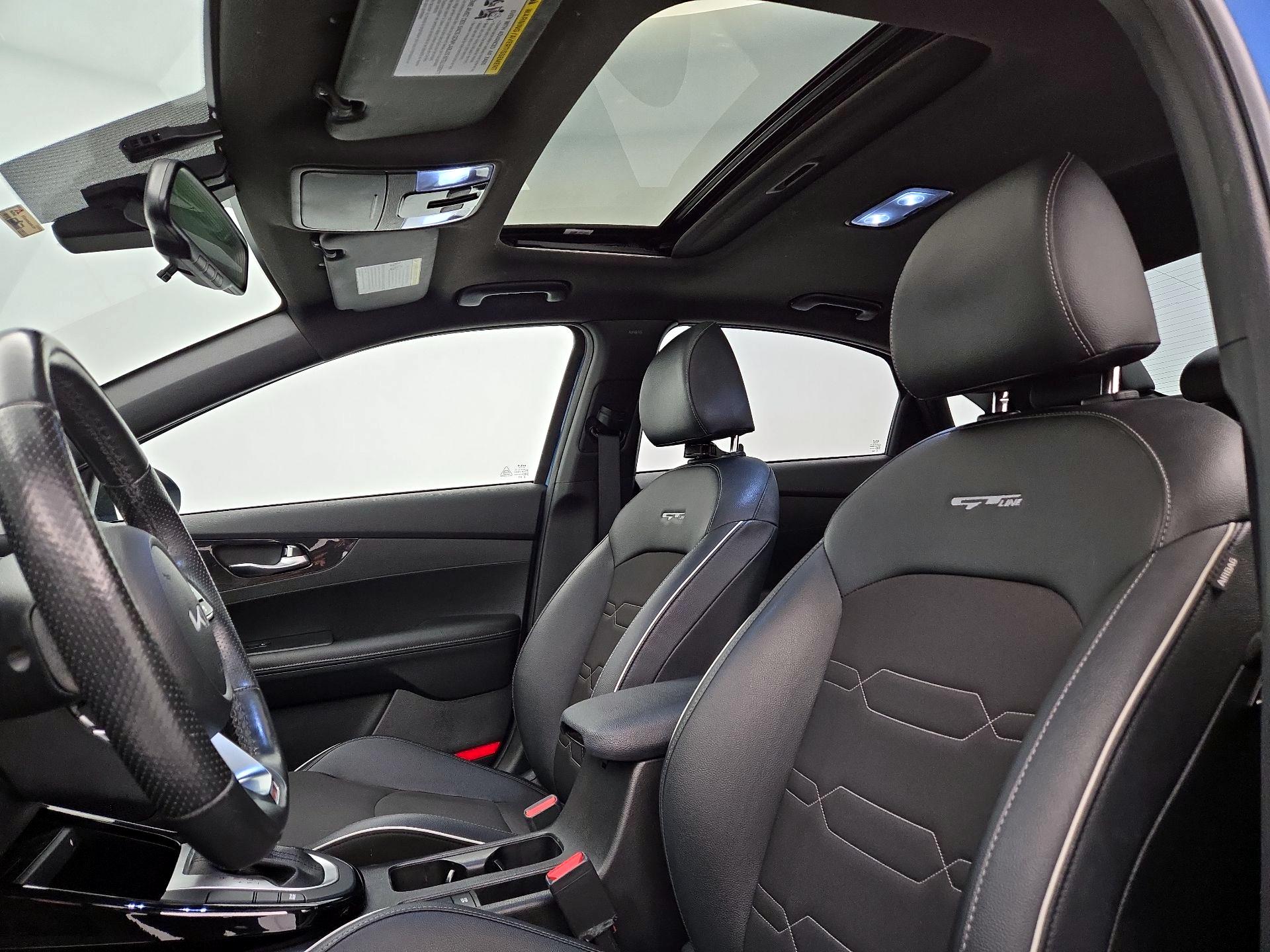 Thumbnail: 2022 Kia Forte - 20