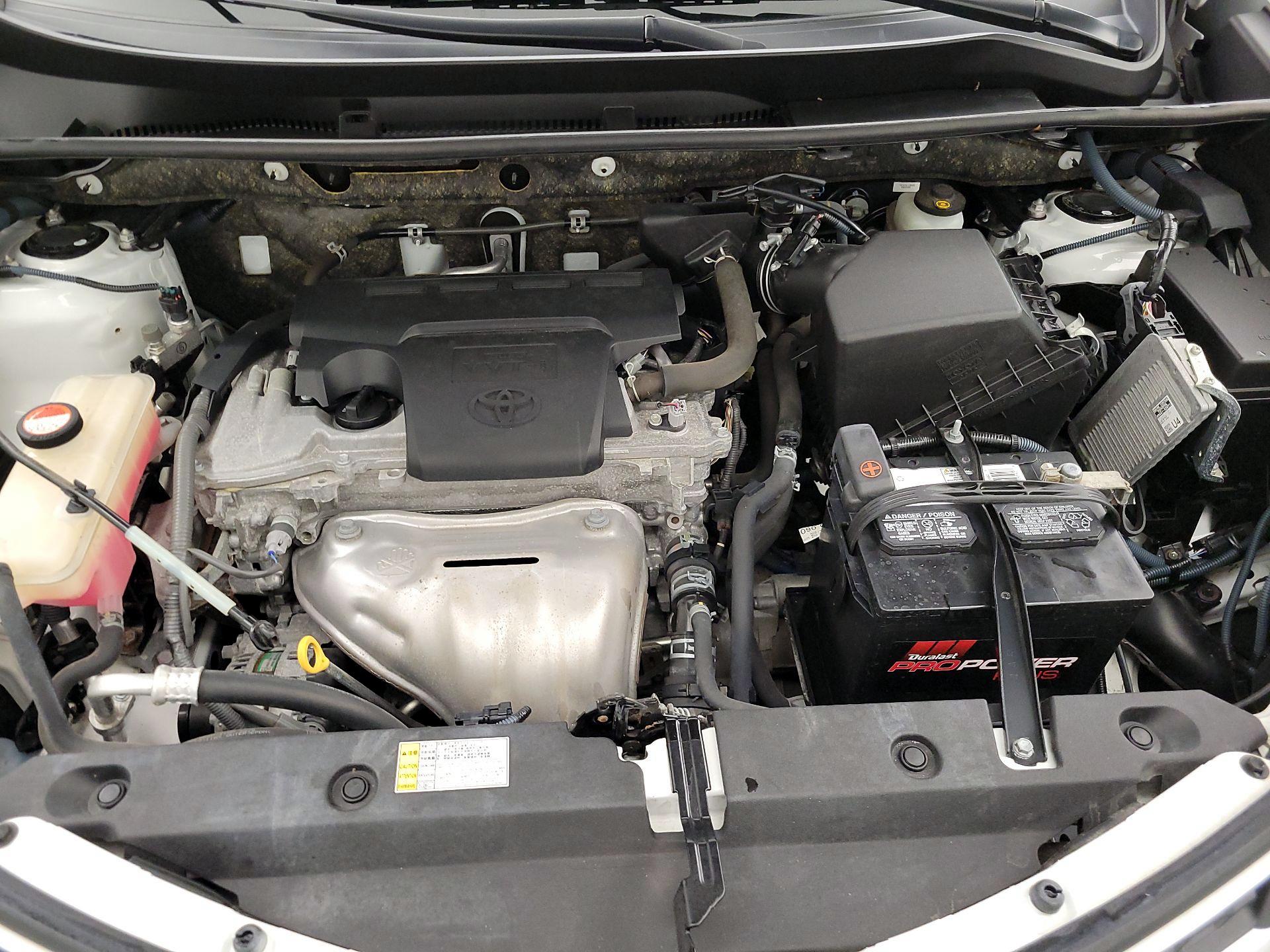 Thumbnail: 2015 Toyota RAV4 - 19