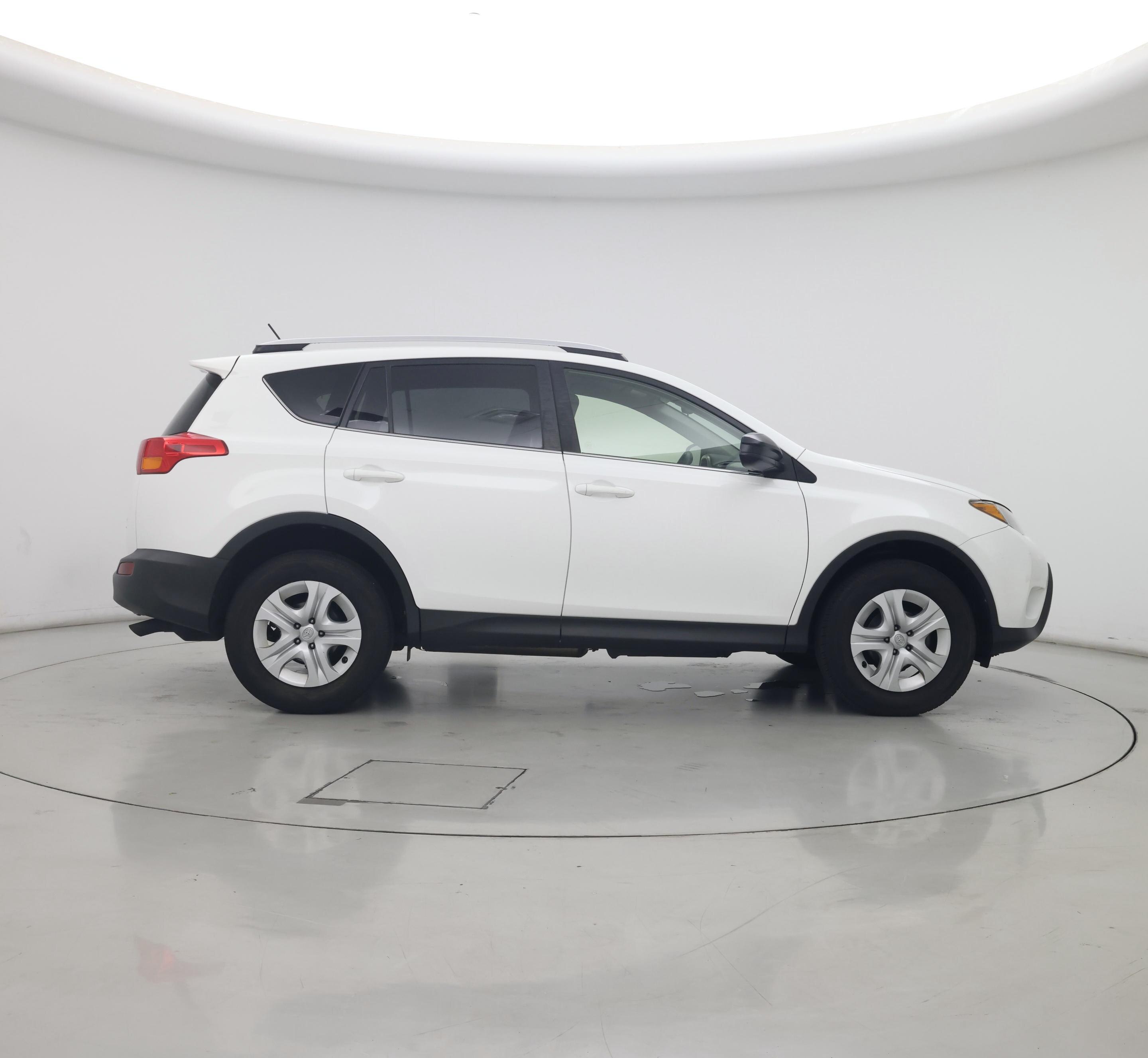Thumbnail: 2015 Toyota RAV4 - 7
