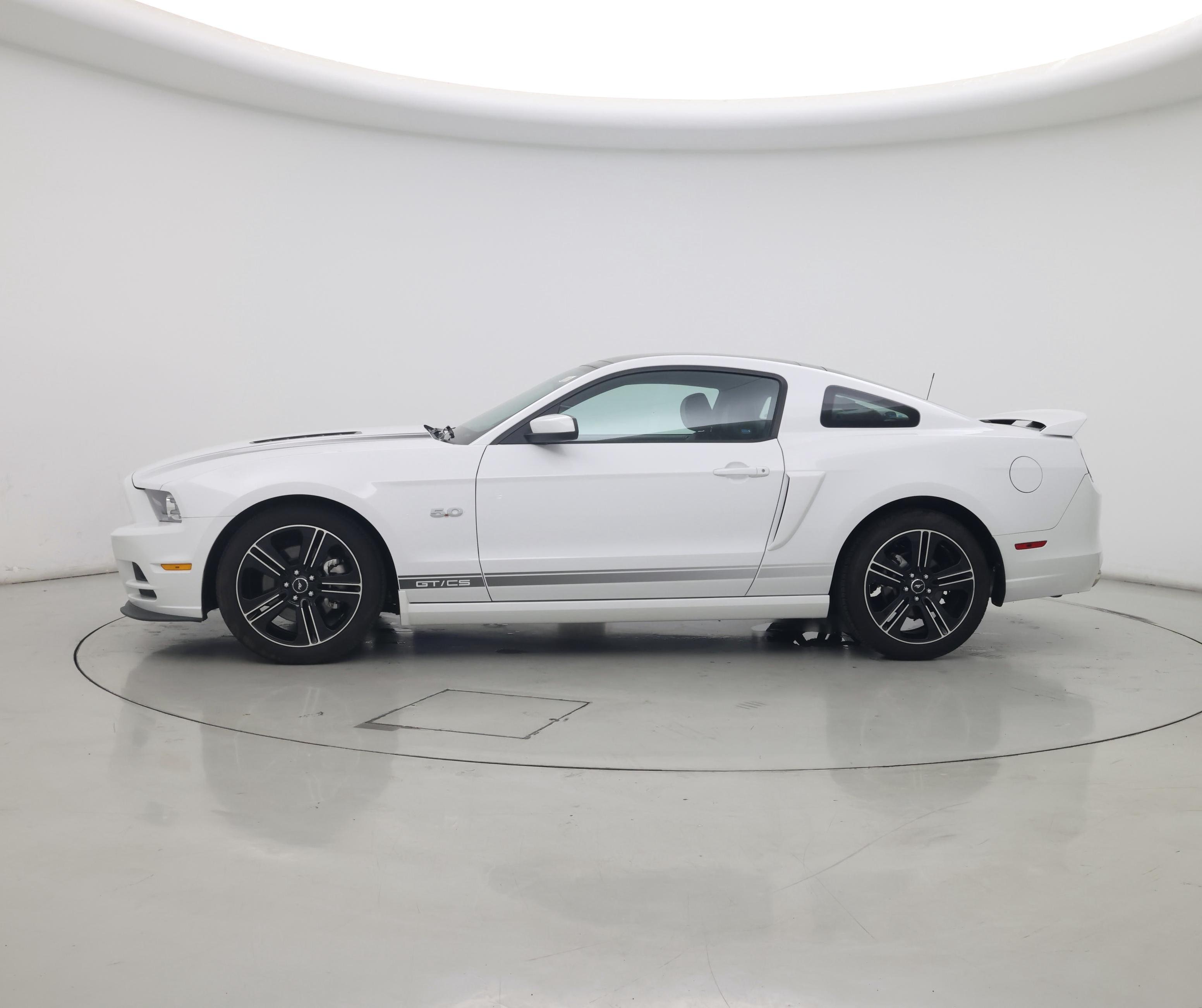 Thumbnail: 2014 Ford Mustang - 3