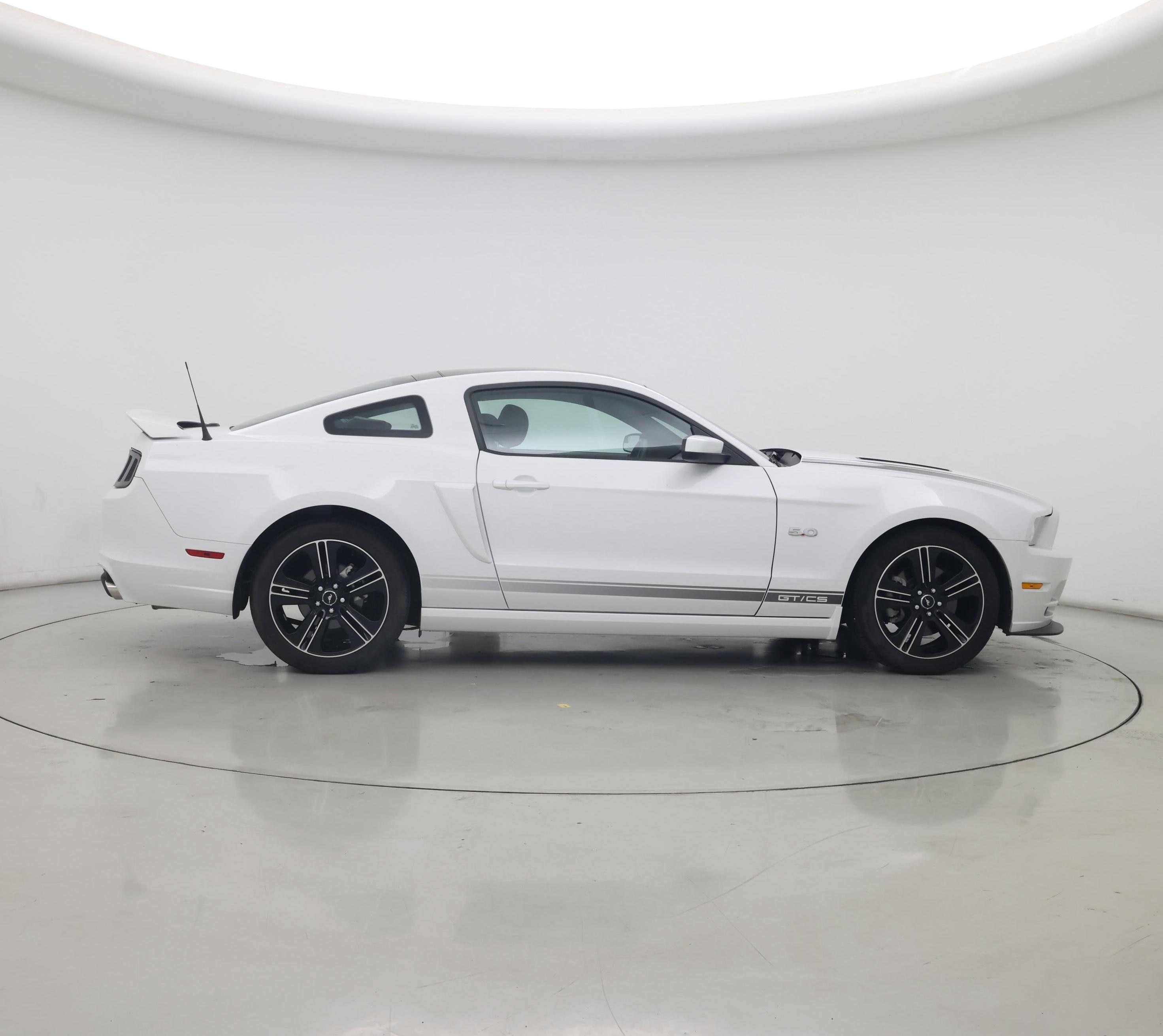 Thumbnail: 2014 Ford Mustang - 7