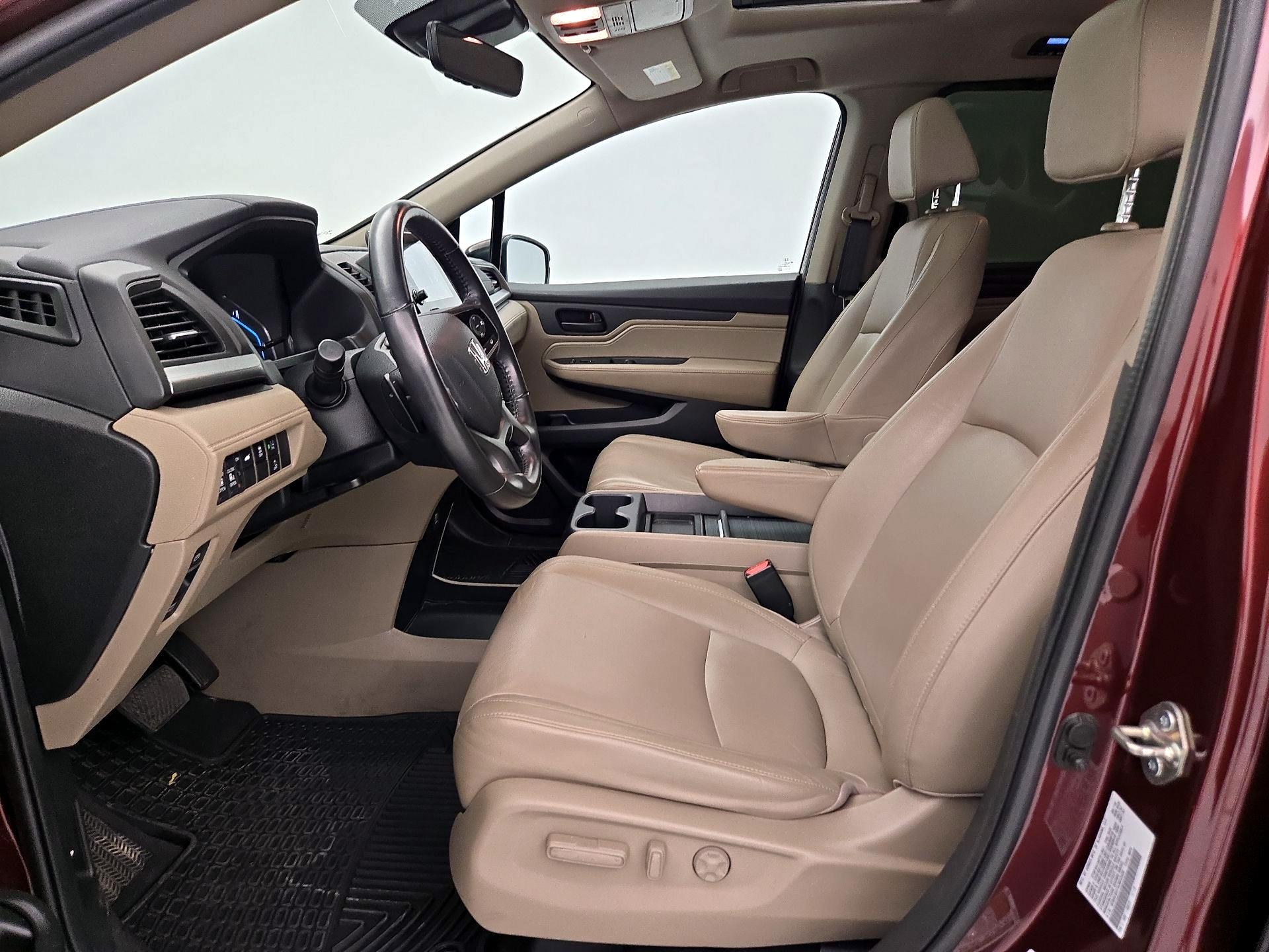 Thumbnail: 2020 Honda Odyssey - 11