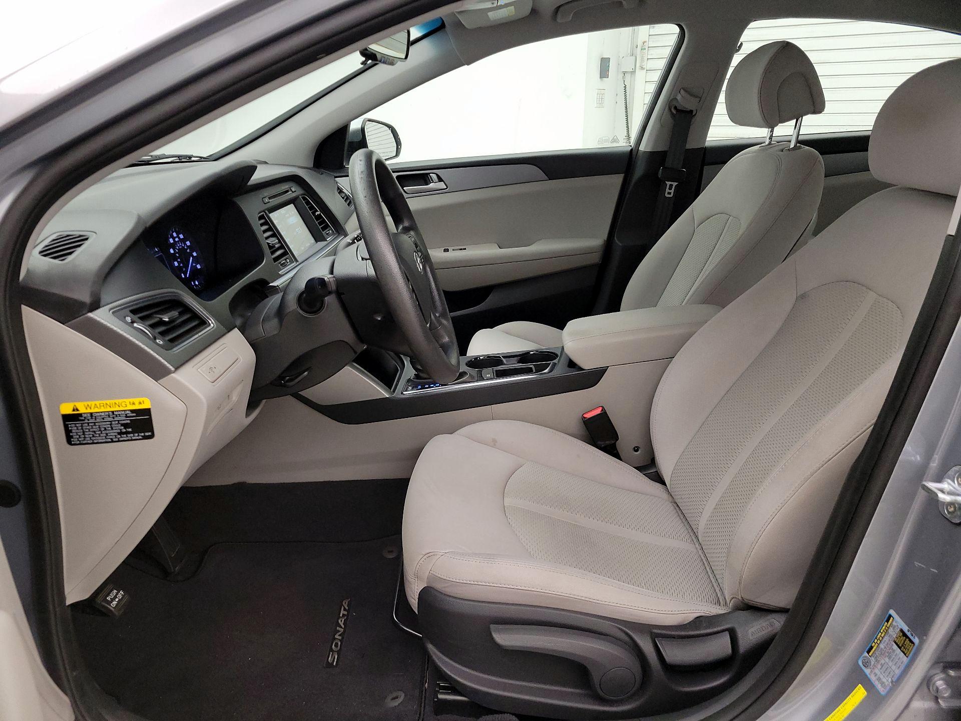 Thumbnail: 2017 Hyundai Sonata - 11