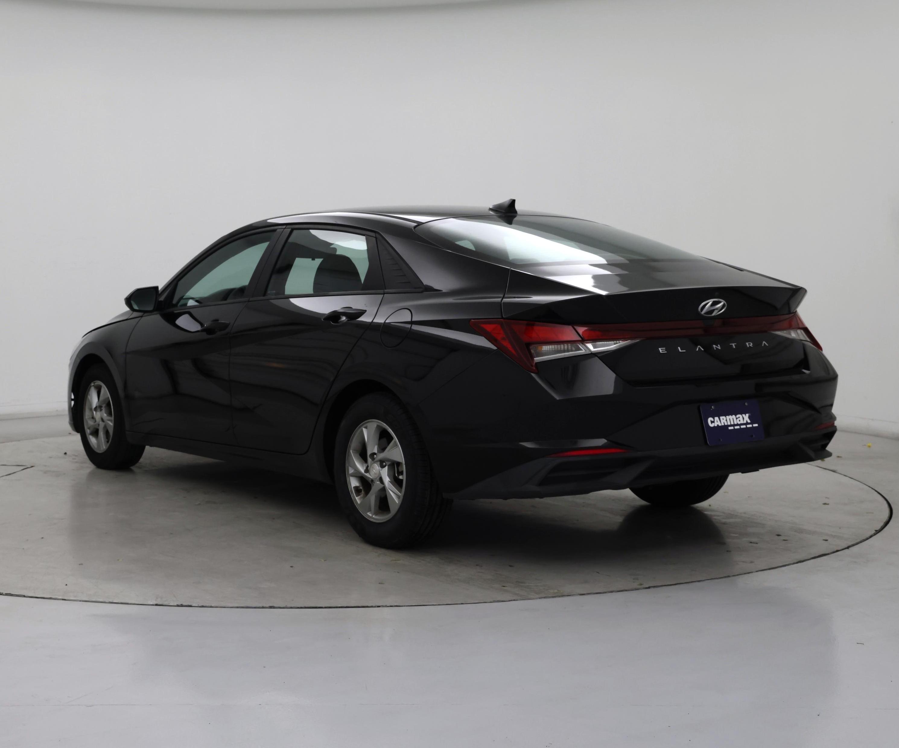 Thumbnail: 2022 Hyundai Elantra - 2