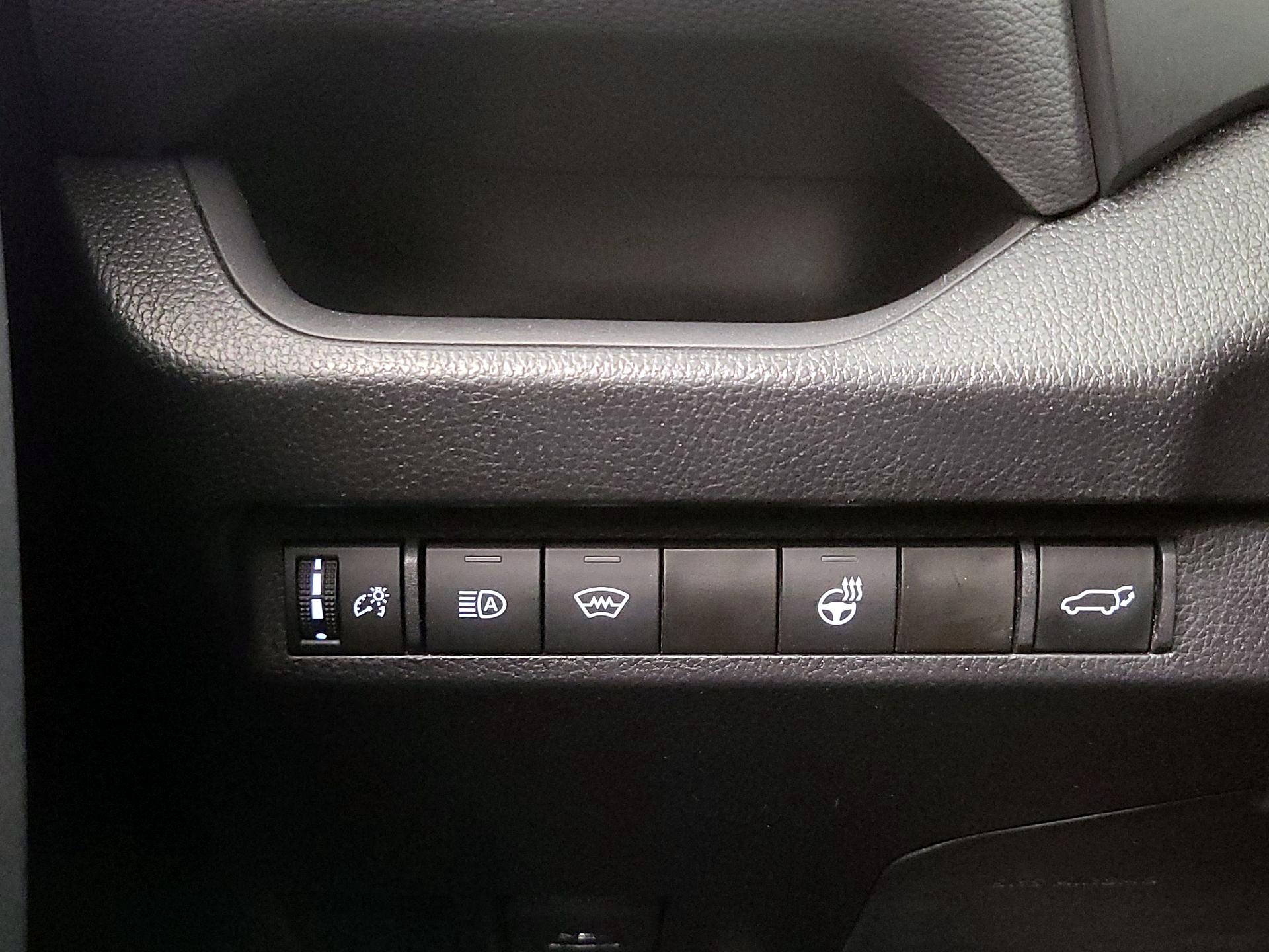 Thumbnail: 2023 Toyota RAV4 - 13