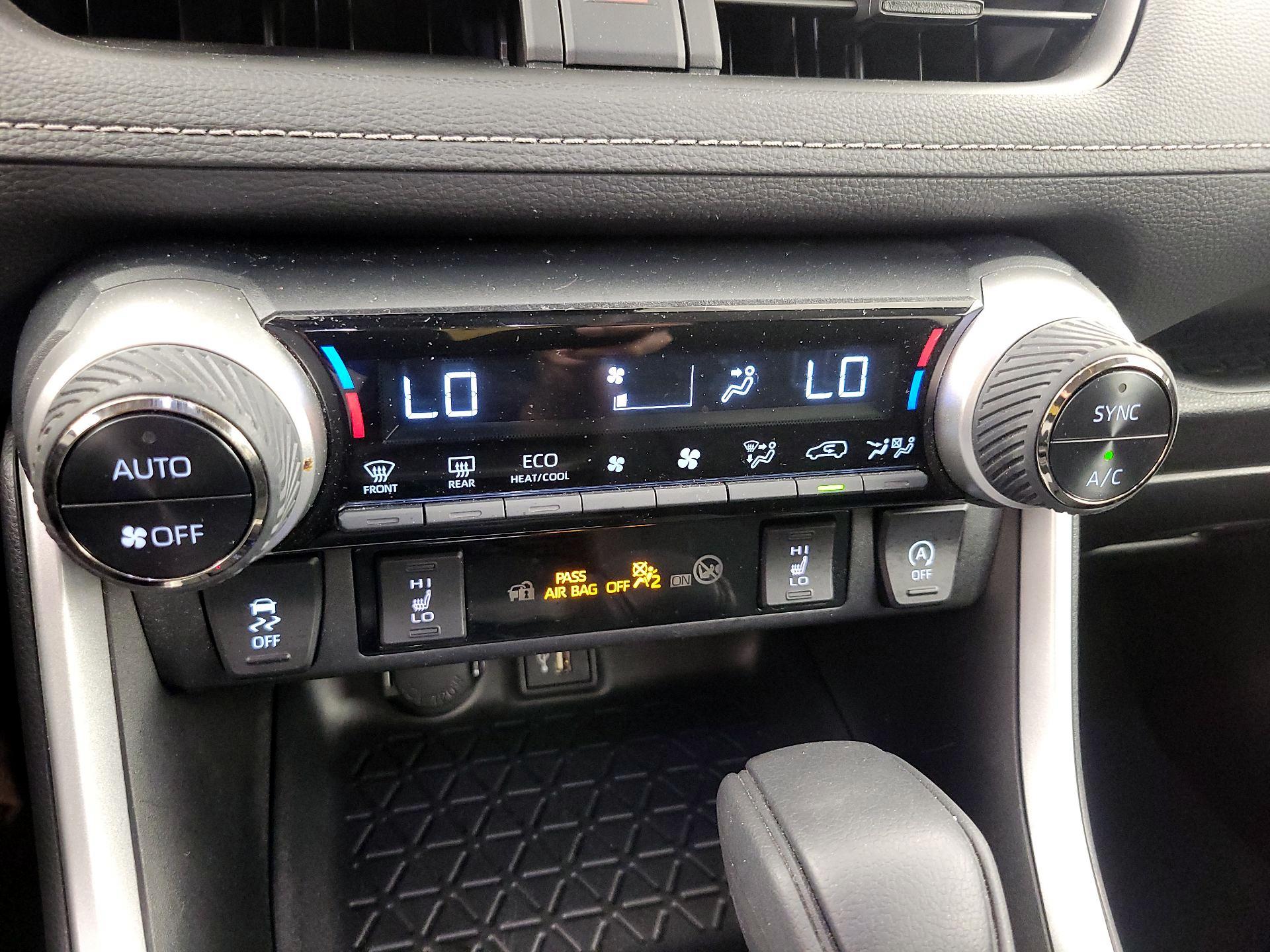 Thumbnail: 2023 Toyota RAV4 - 16