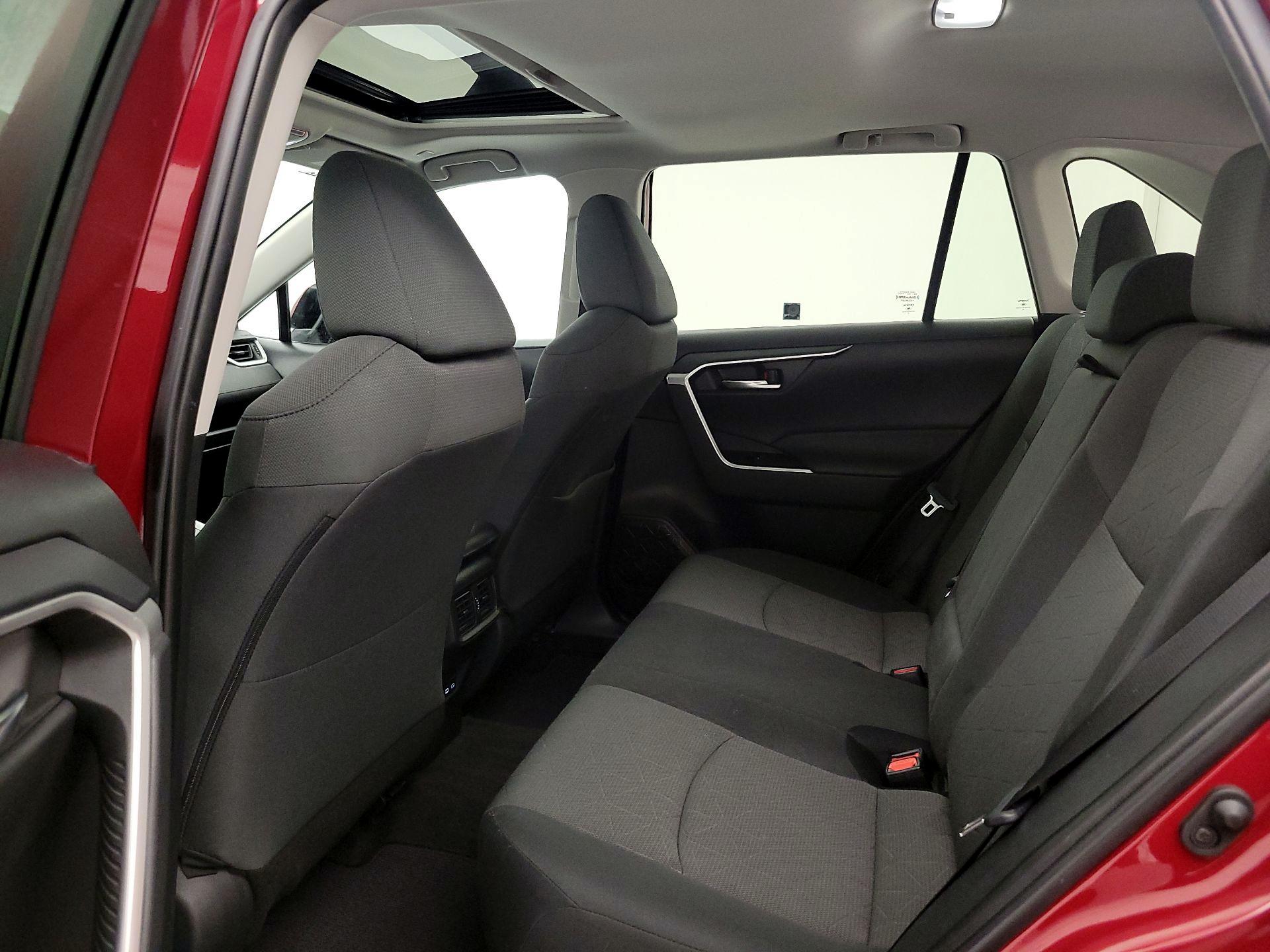 Thumbnail: 2023 Toyota RAV4 - 20