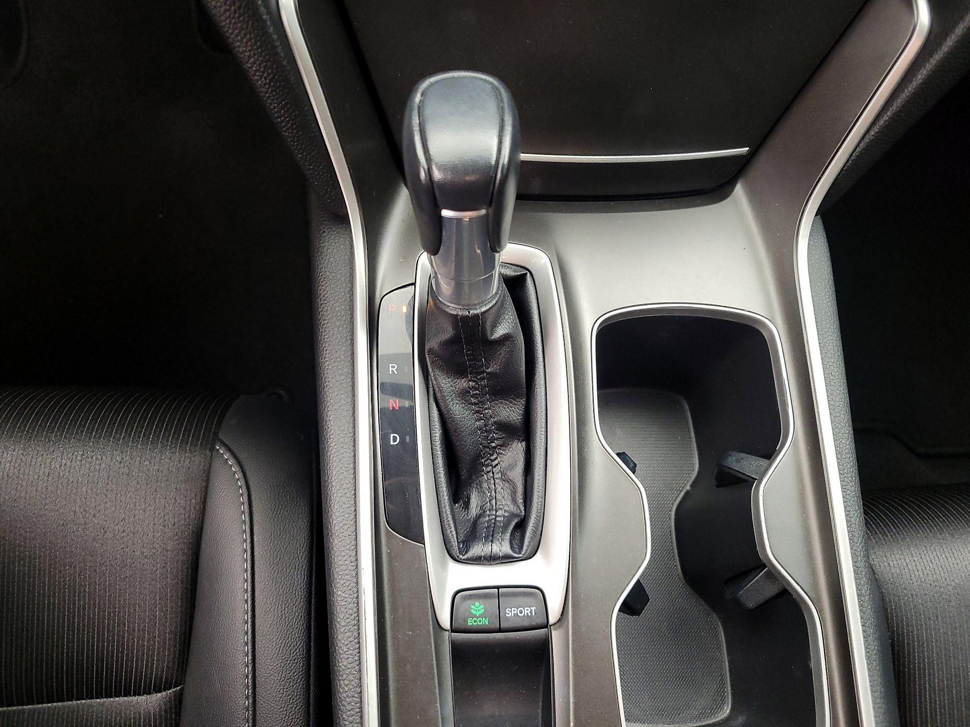 Thumbnail: 2019 Honda Accord - 17