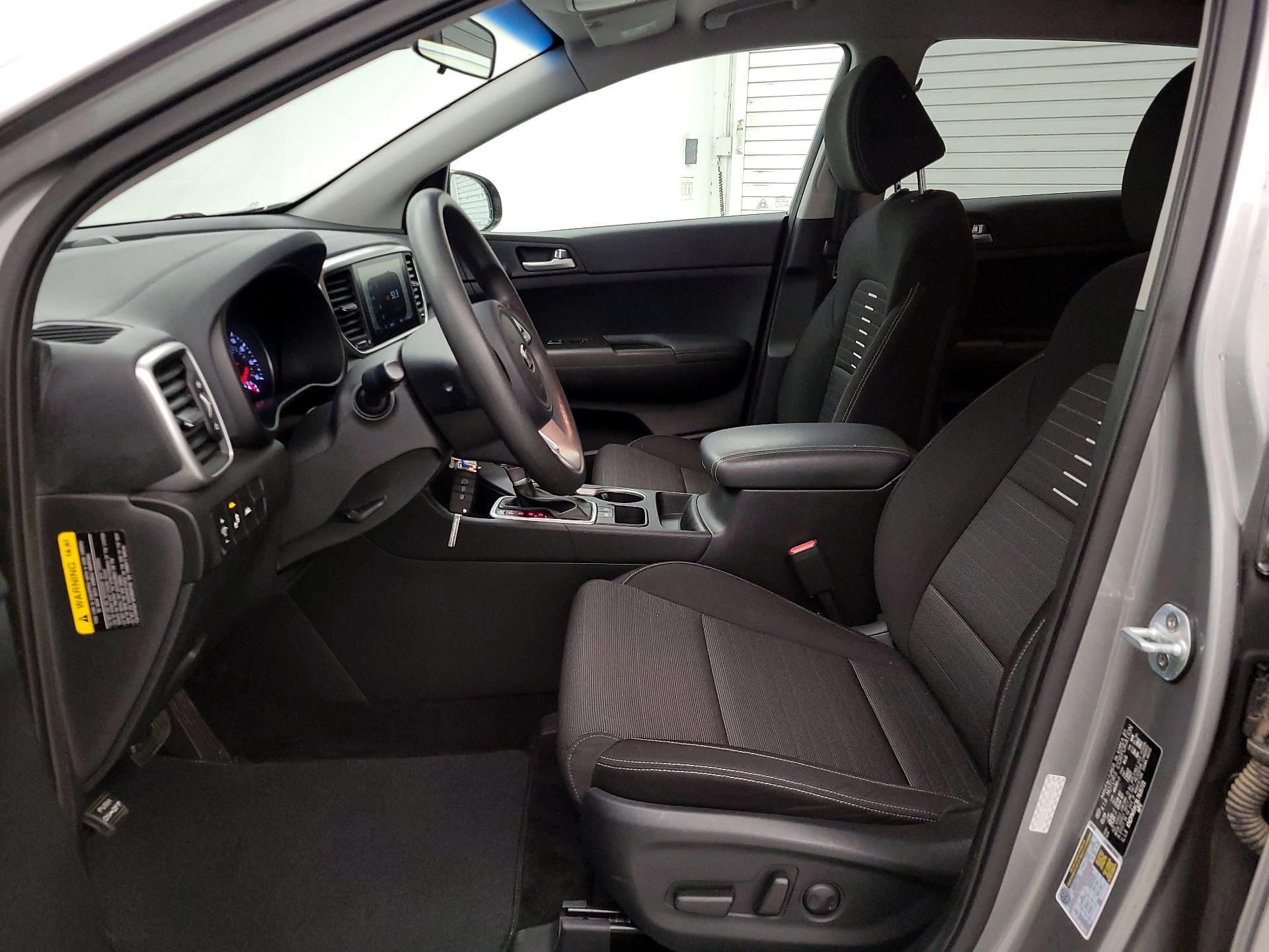 Thumbnail: 2020 Kia Sportage - 11