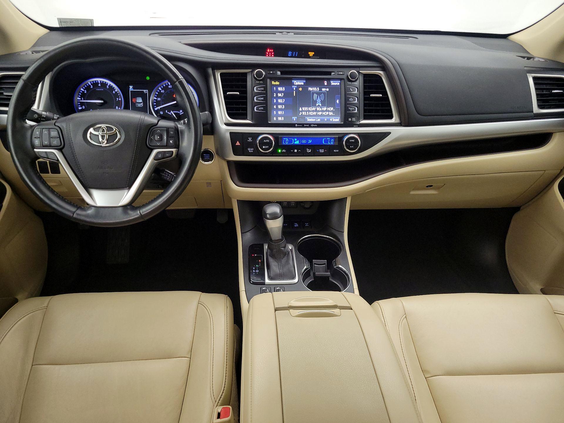 Thumbnail: 2017 Toyota Highlander - 9