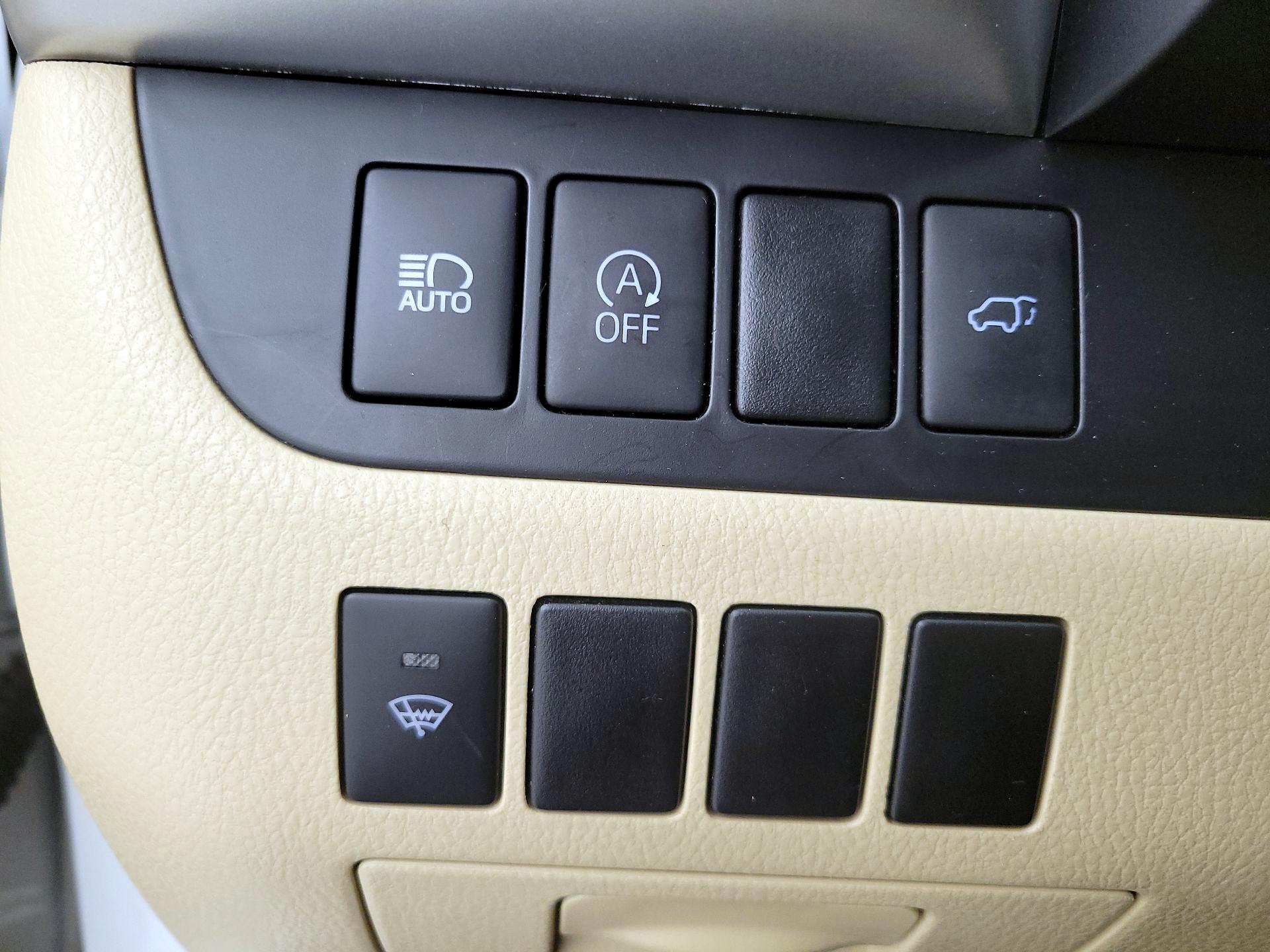 Thumbnail: 2017 Toyota Highlander - 13