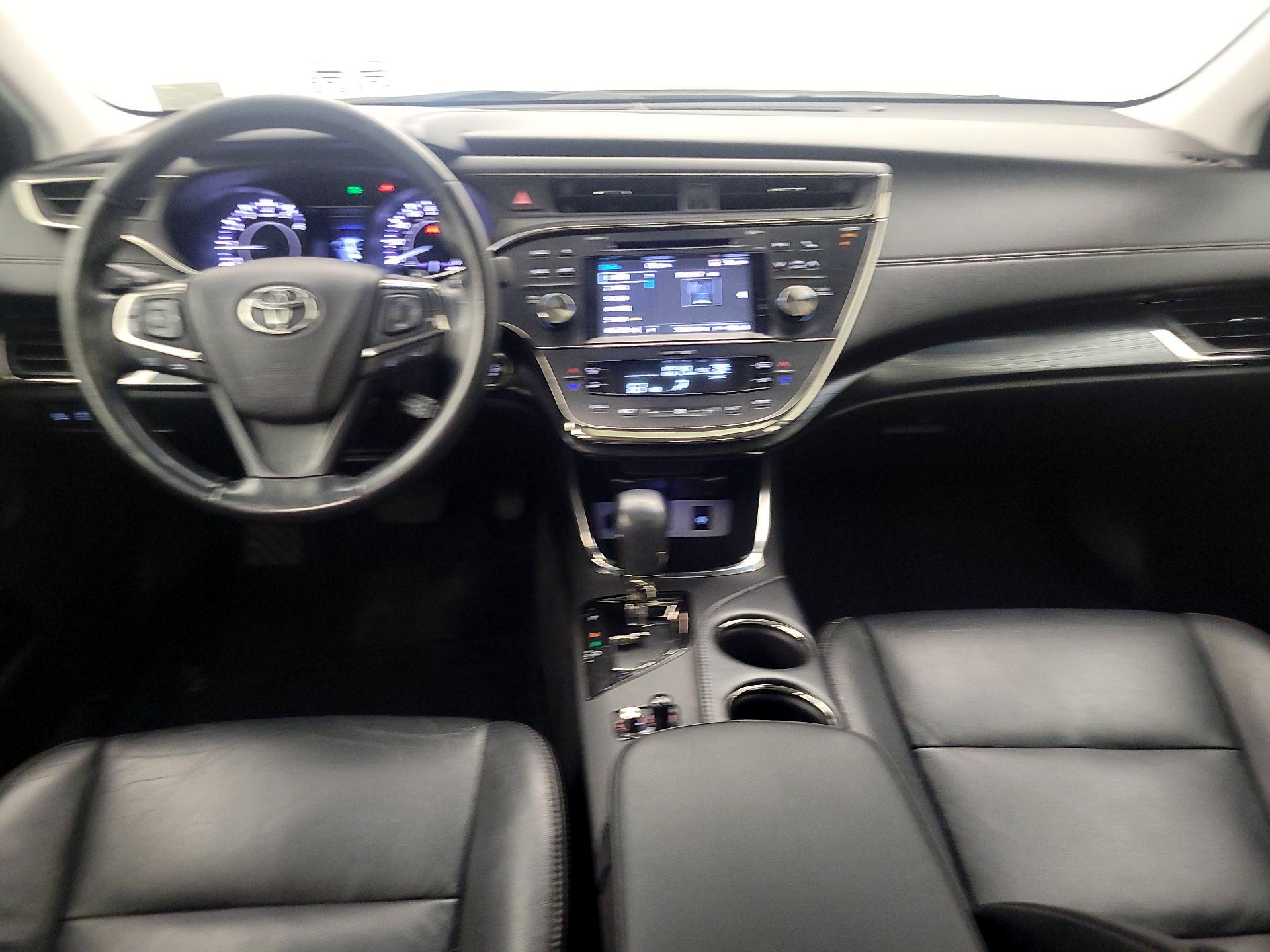 Thumbnail: 2017 Toyota Avalon - 9