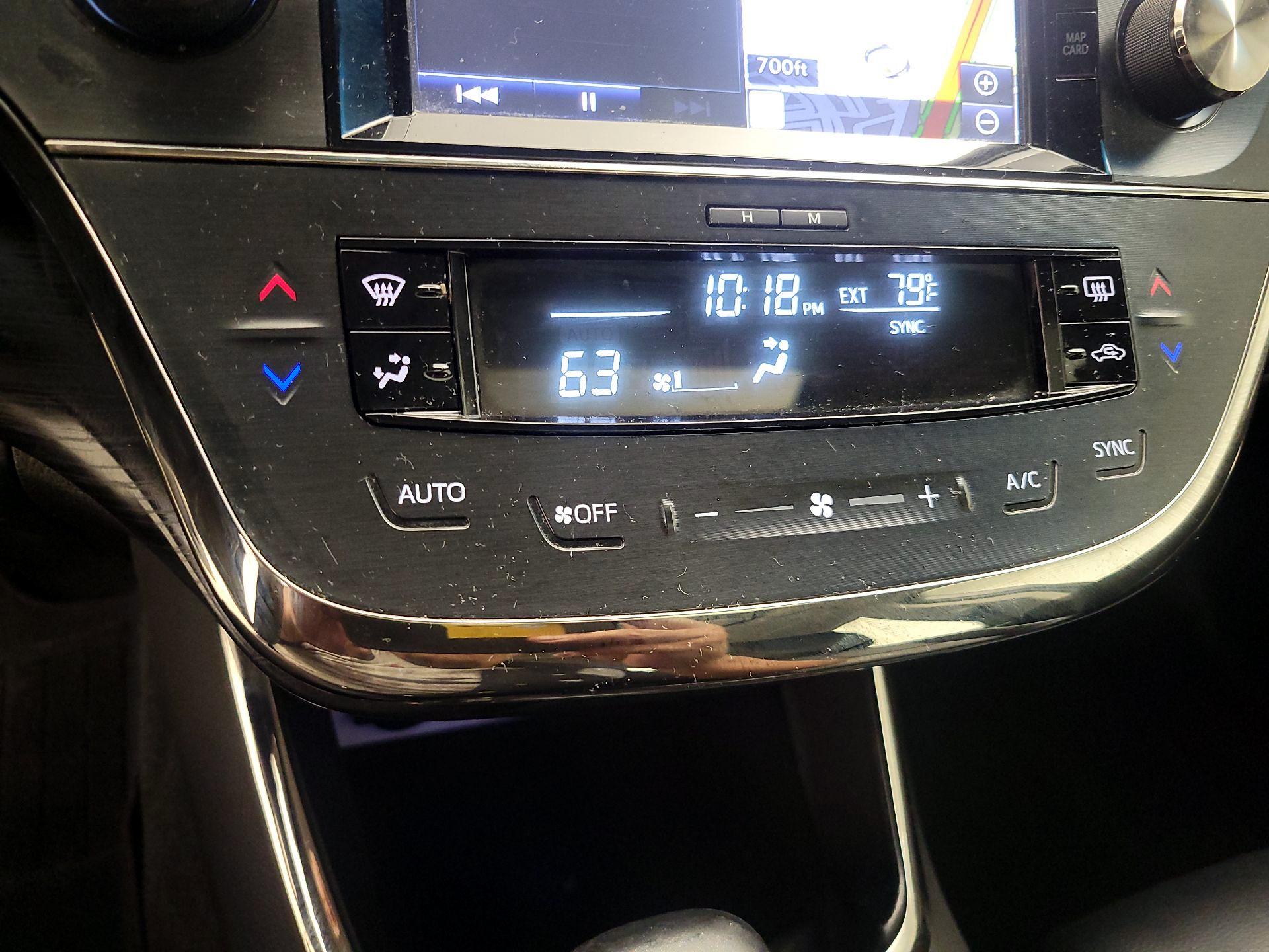 Thumbnail: 2017 Toyota Avalon - 16