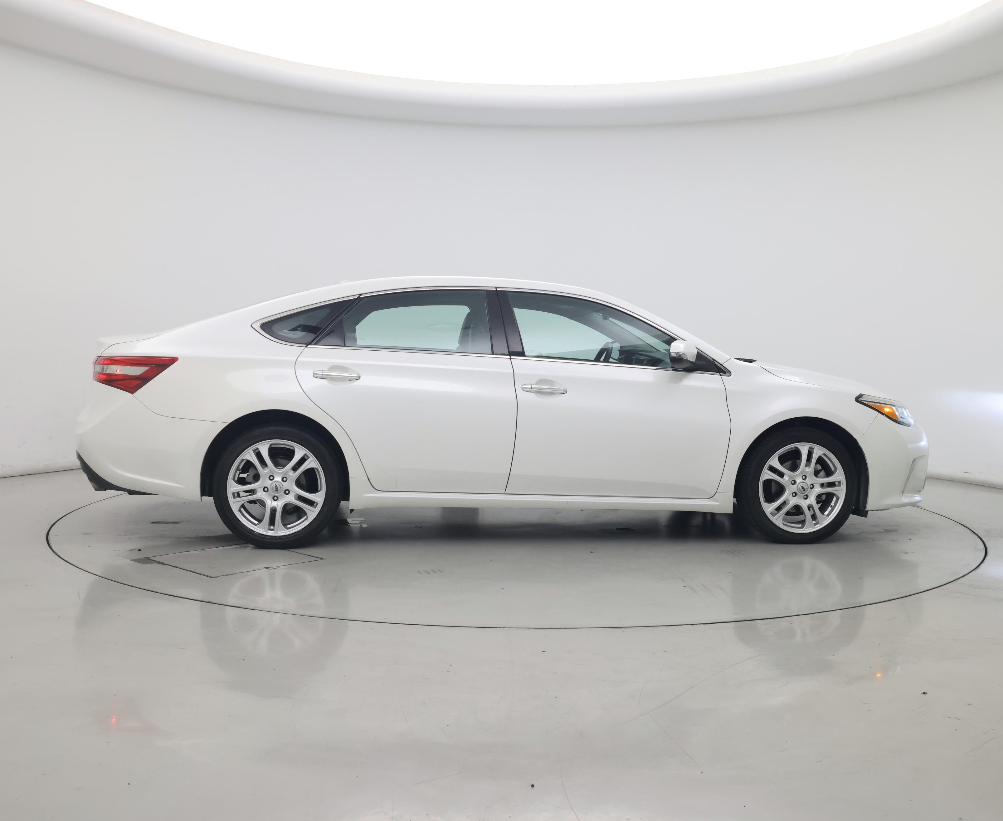 Thumbnail: 2017 Toyota Avalon - 7