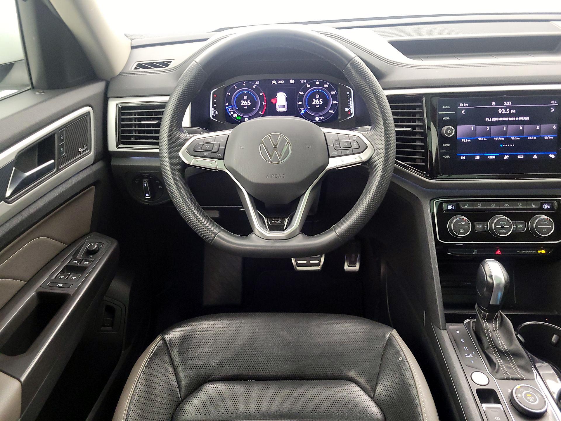 Thumbnail: 2022 Volkswagen Atlas - 10