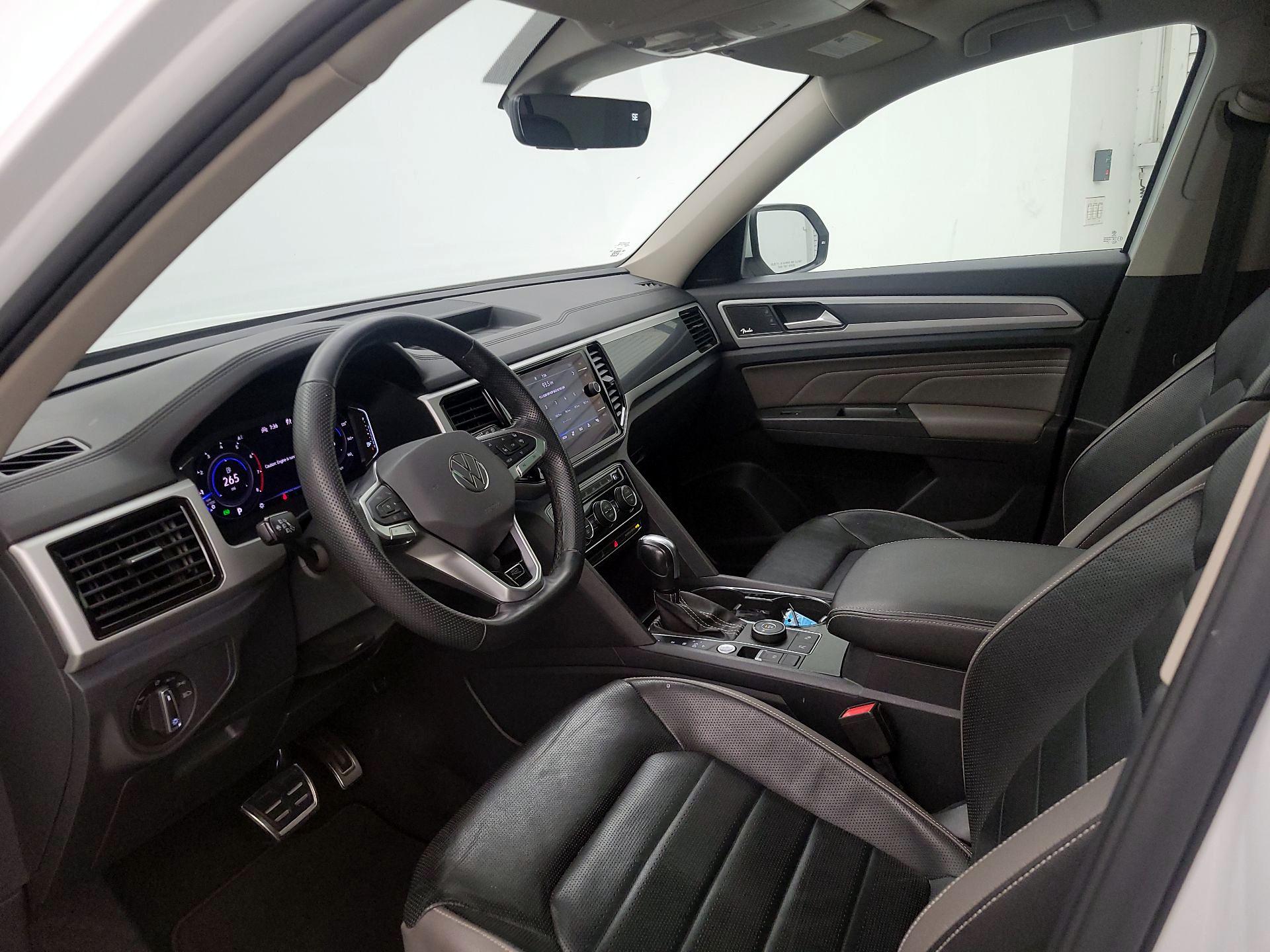 Thumbnail: 2022 Volkswagen Atlas - 11