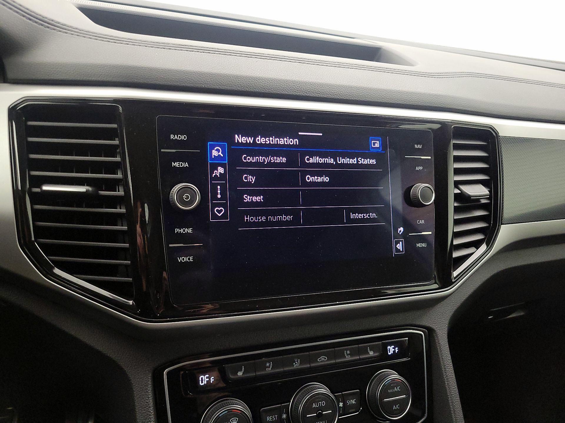 Thumbnail: 2022 Volkswagen Atlas - 14