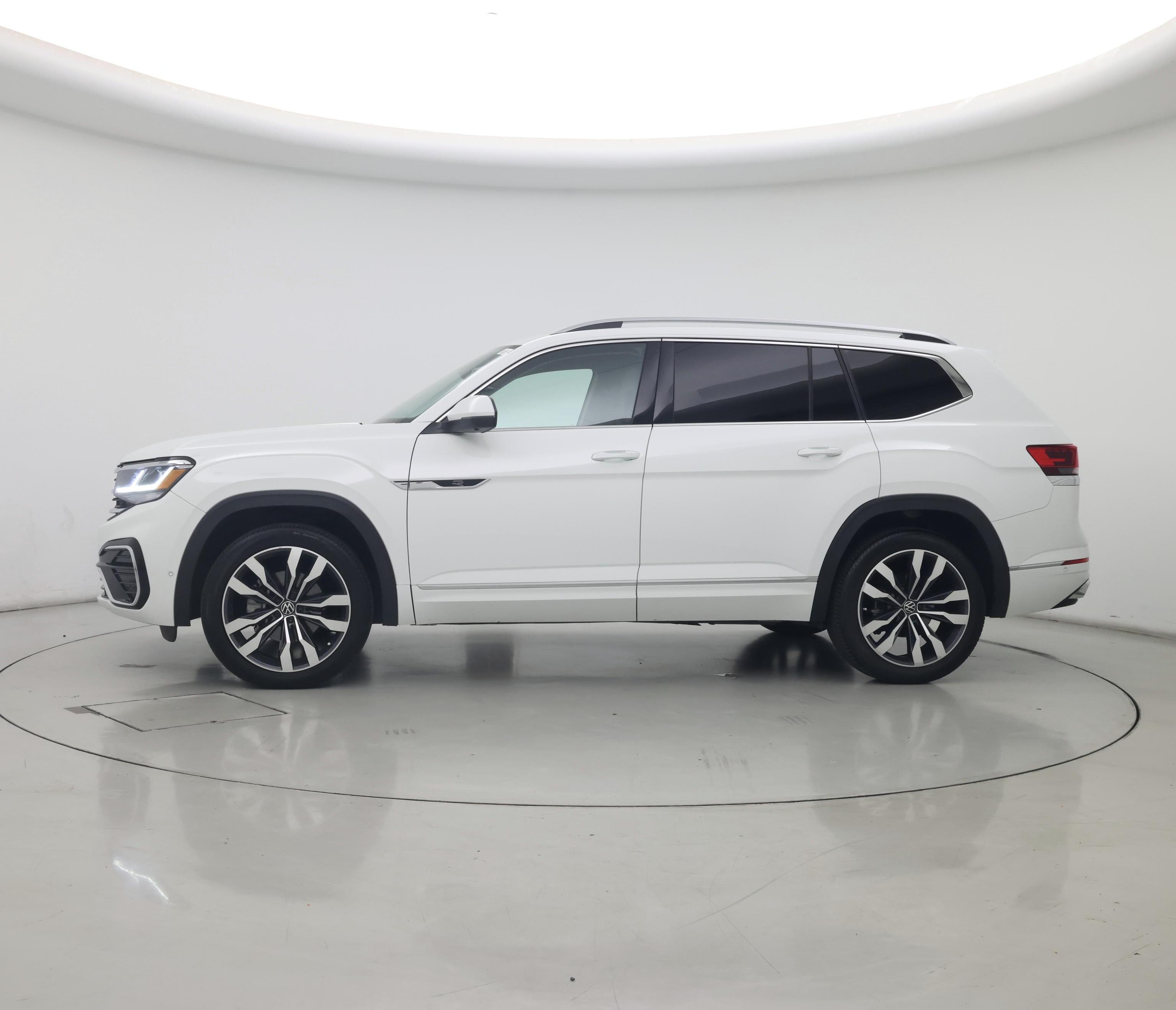 Thumbnail: 2022 Volkswagen Atlas - 3